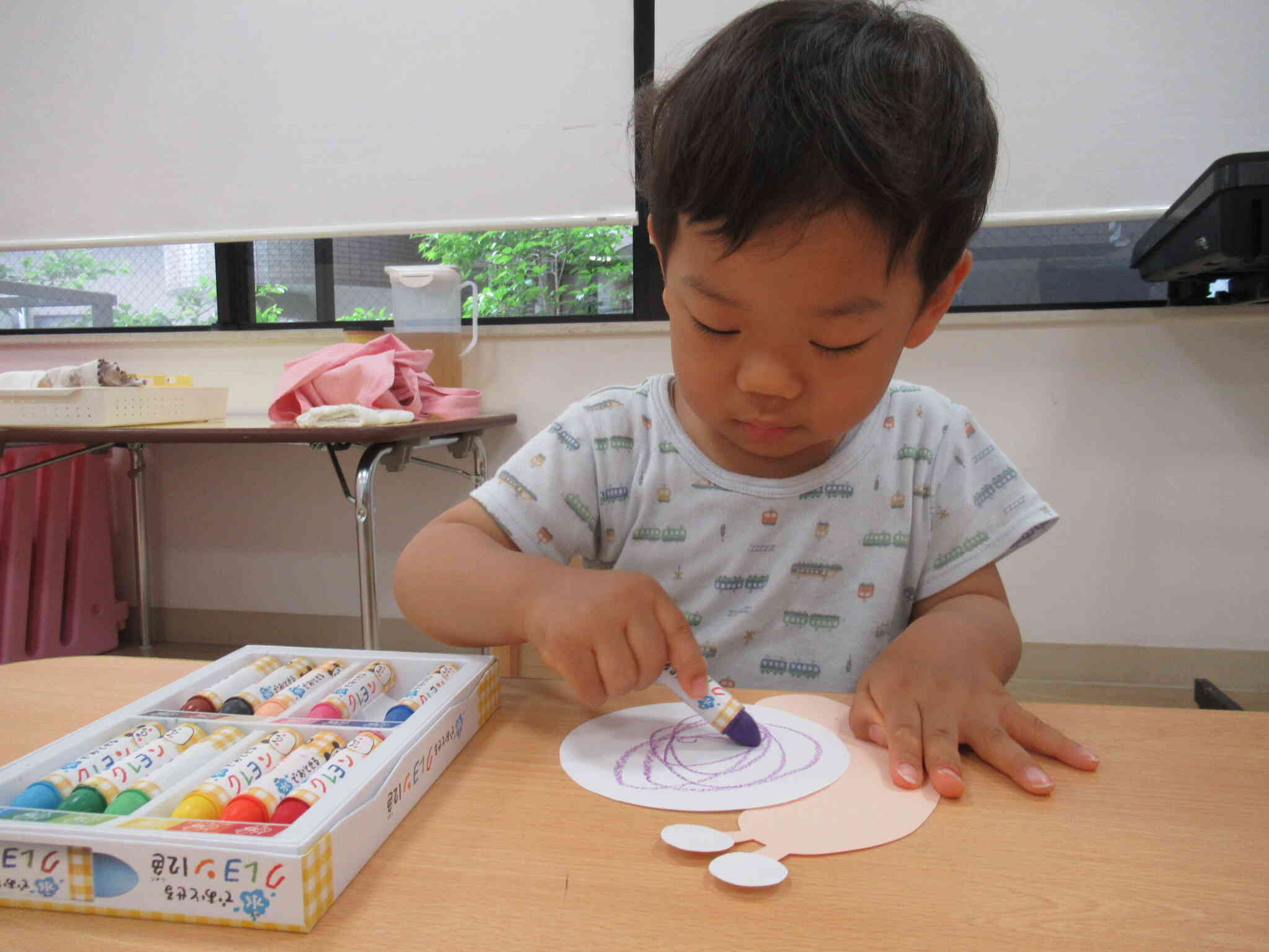 カタツムリ、ぐるぐる描いたよ