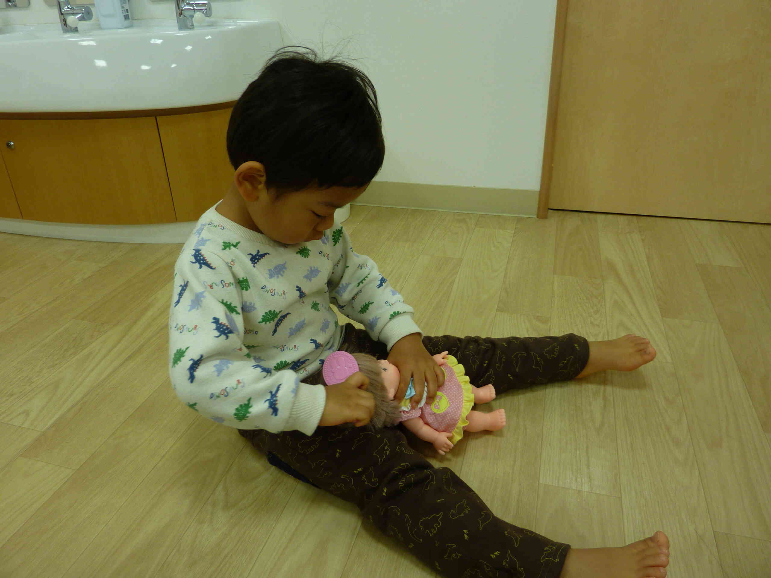 さっそくたくさんお世話してくれていた子どもたちです！