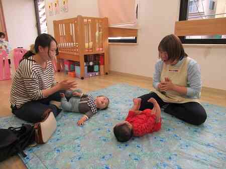４月15日　子育て広場の様子