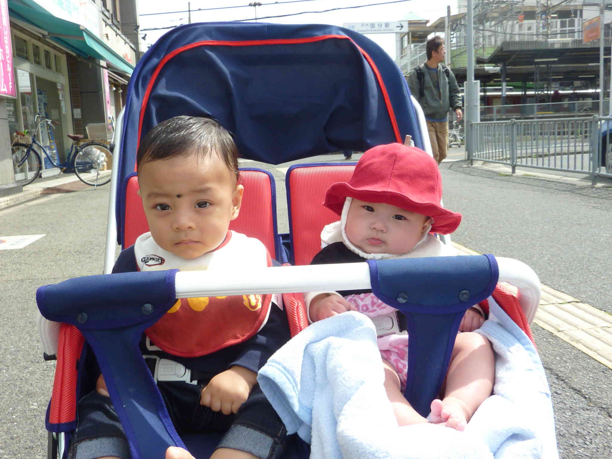 戸外散歩（ひよこ組・あひる組・うさぎ組）