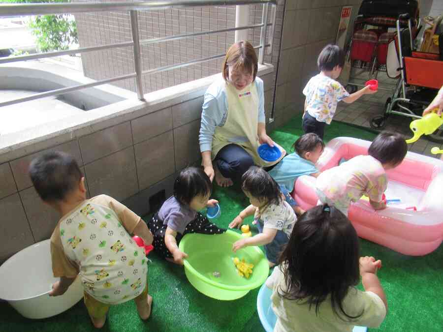 水遊び（あひる組・うさぎ組）