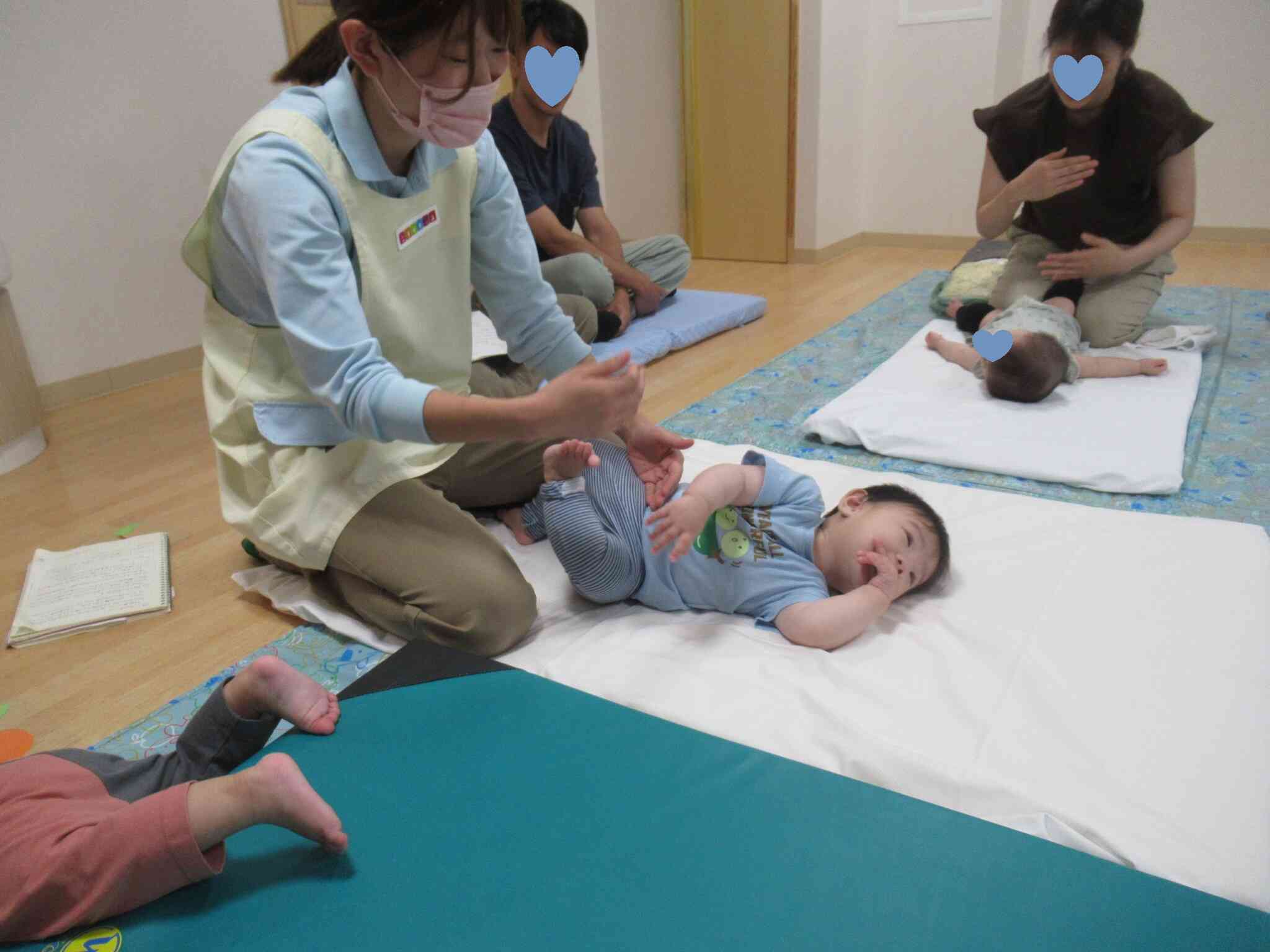 トントントン、何だか楽しくてニコニコ♪