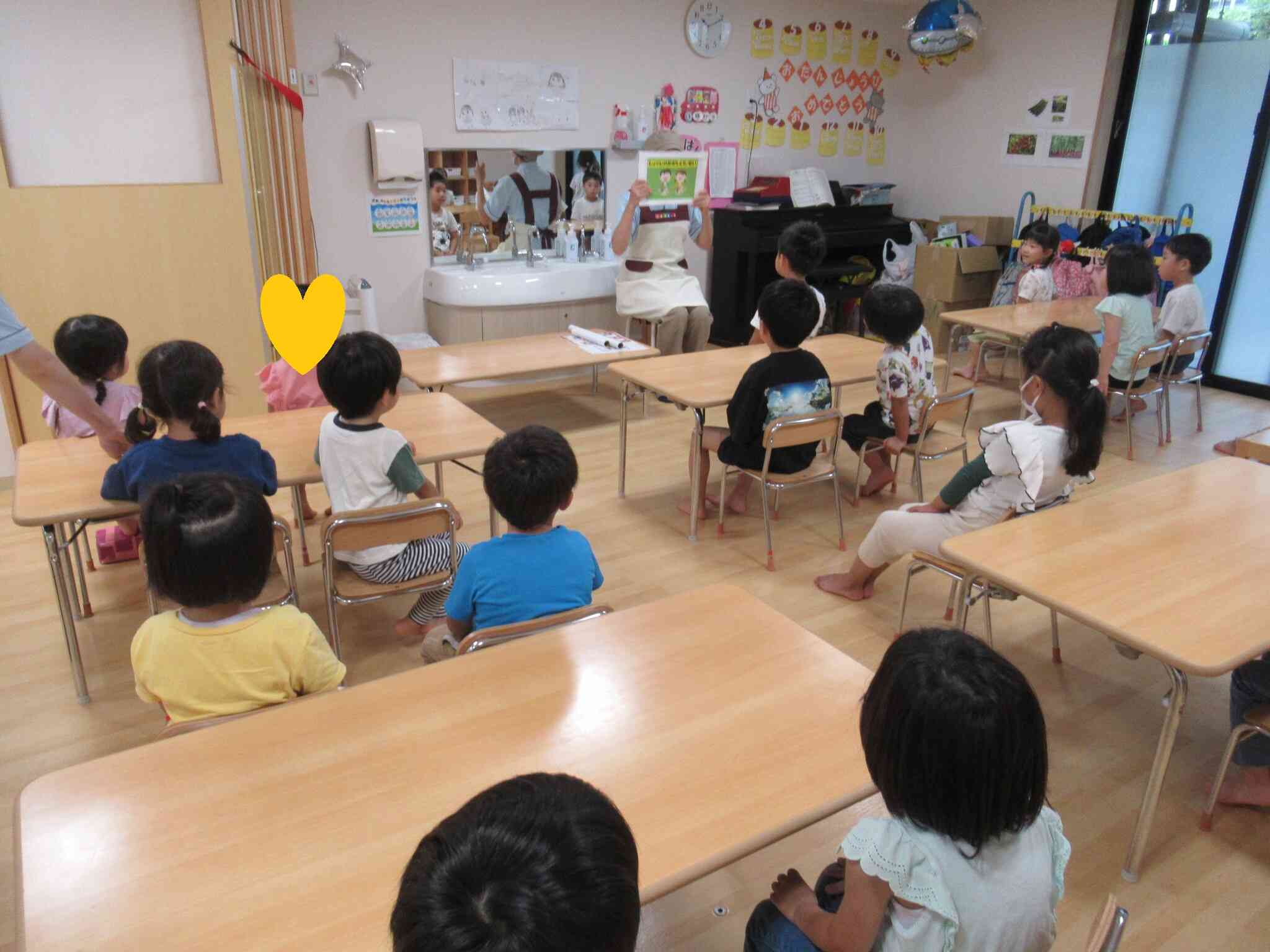 ご飯の時の正しい姿勢のお話