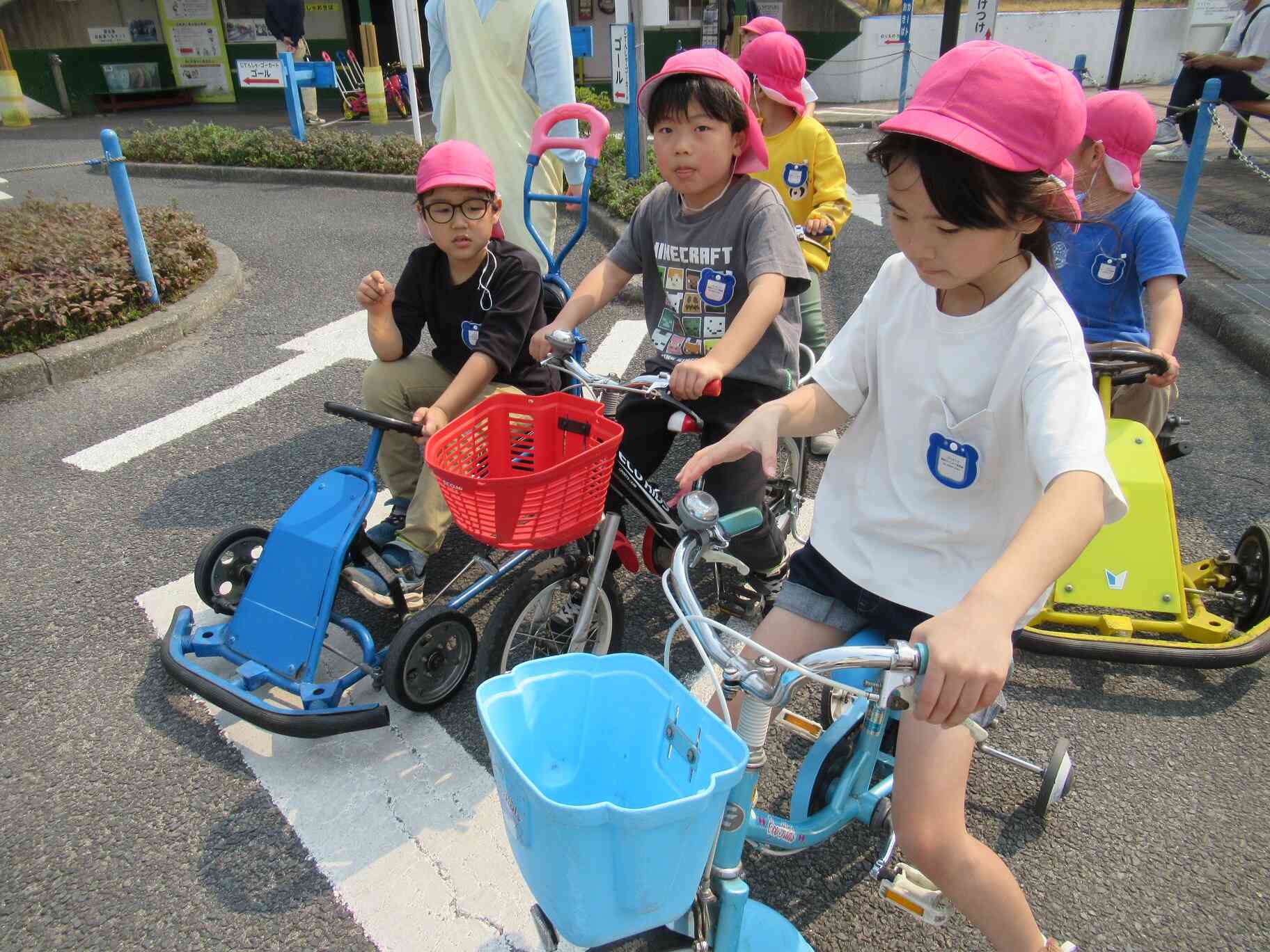 たくさん乗り物があるよ！（大谷田南公園）