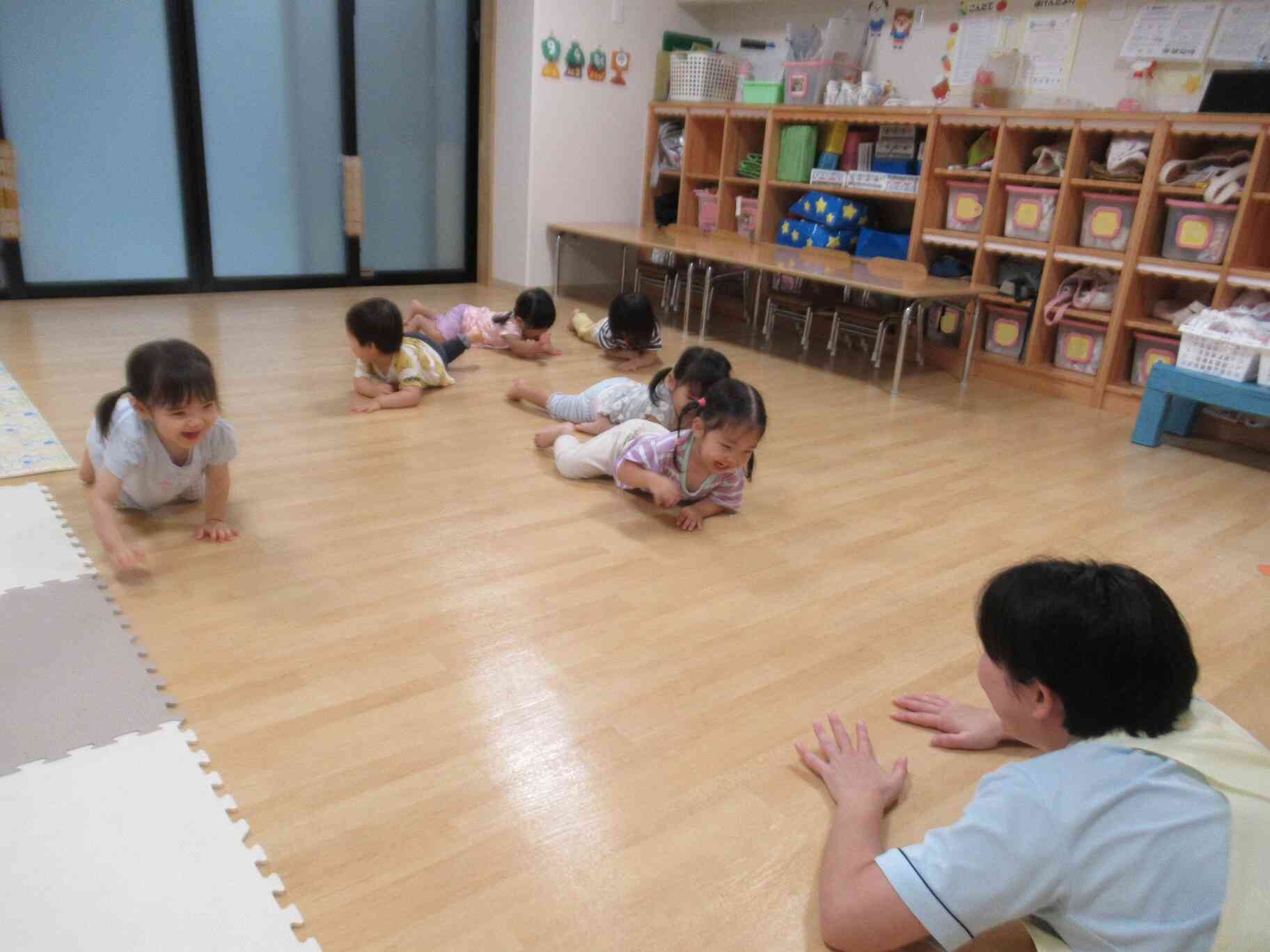 あひる組さんで流行っていること②どうぶつなりきりあそび