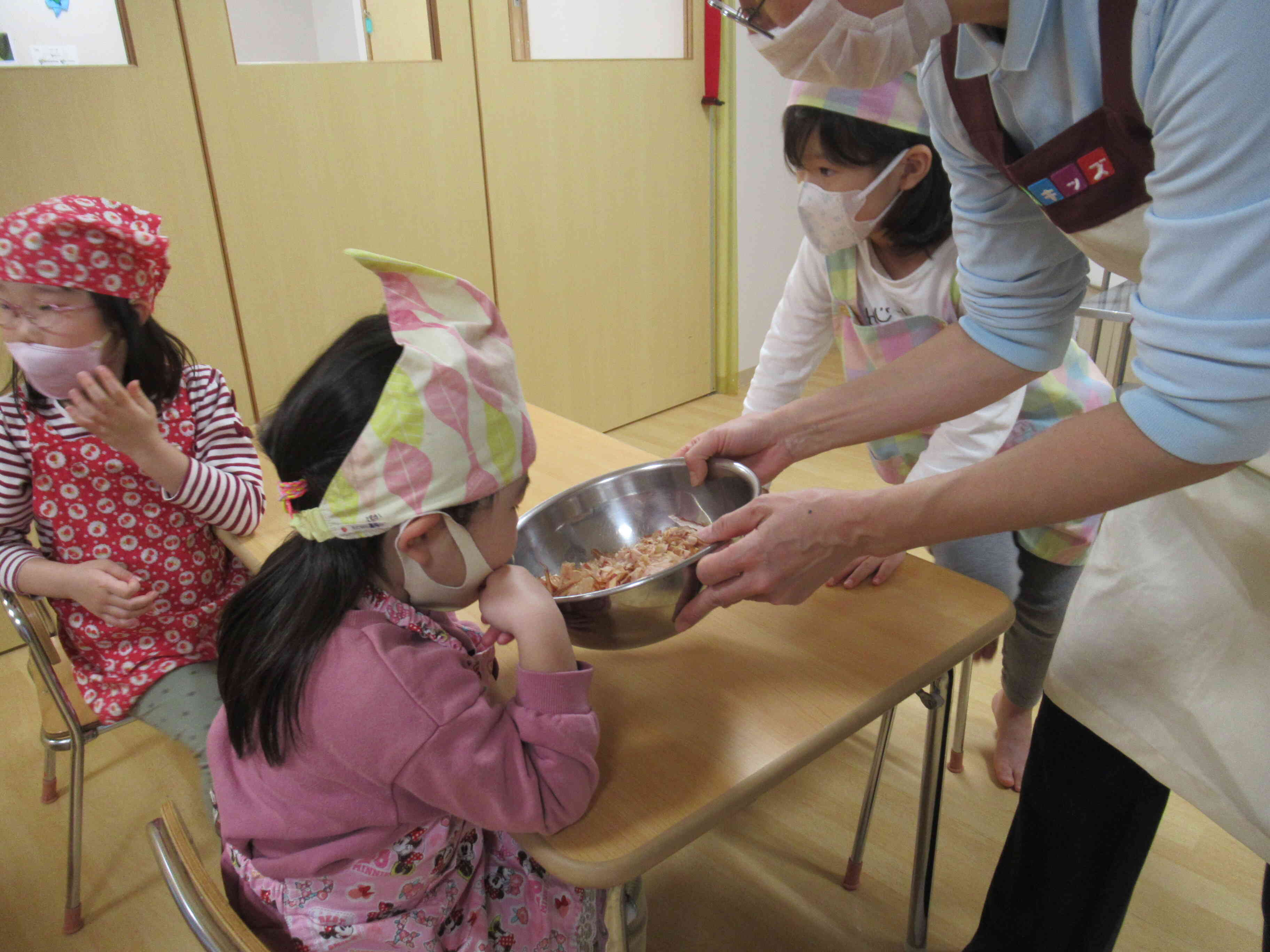食育【和食の日】みそ汁を作ろう