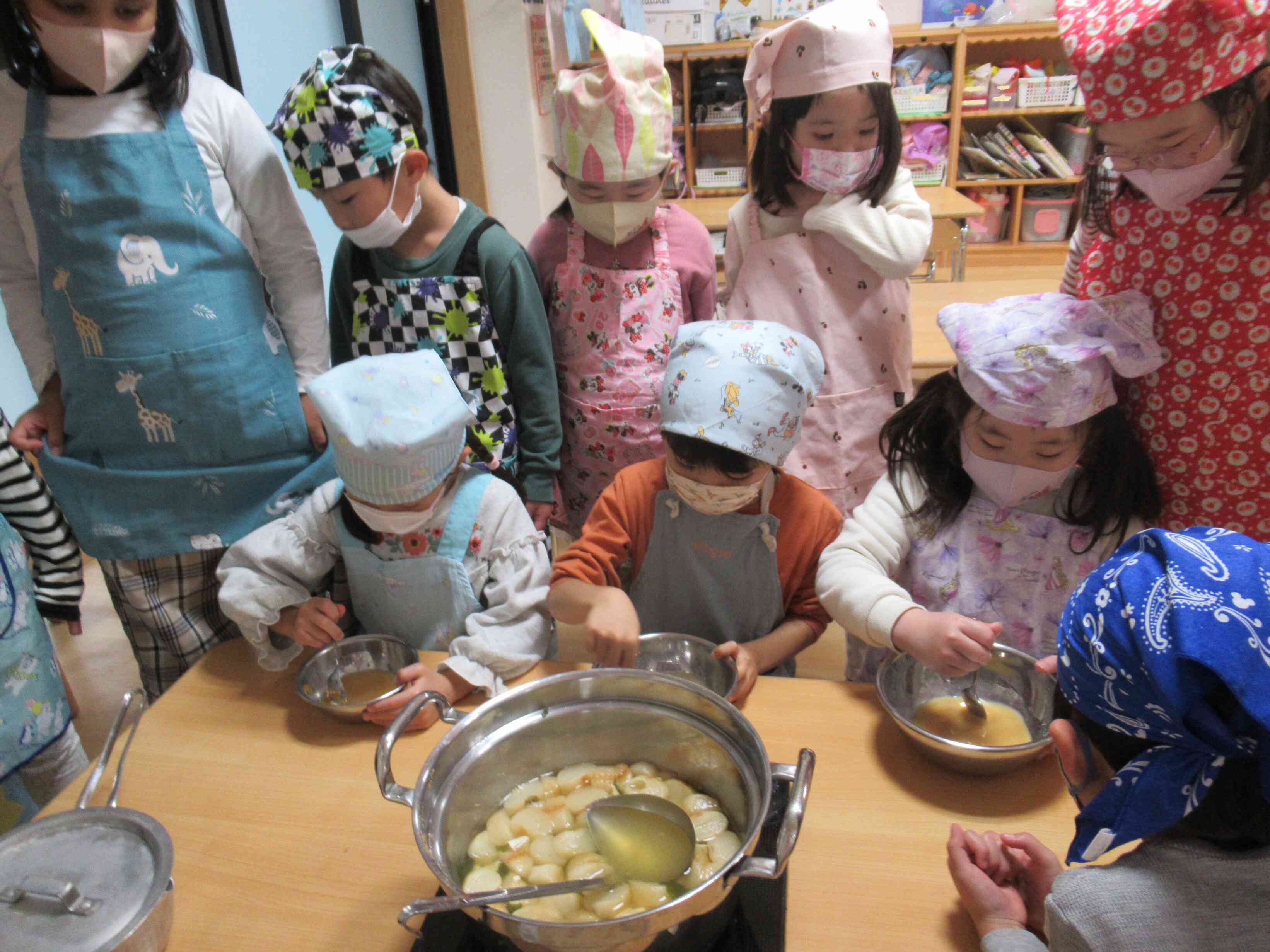 ことこと煮えたかな～？