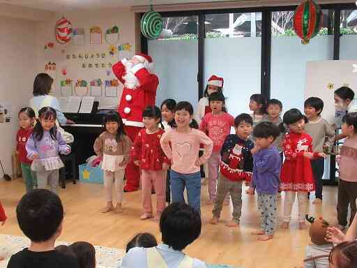 ♪赤鼻のトナカイ（りす・ぱんだ・きりん組　３～5歳児クラス）