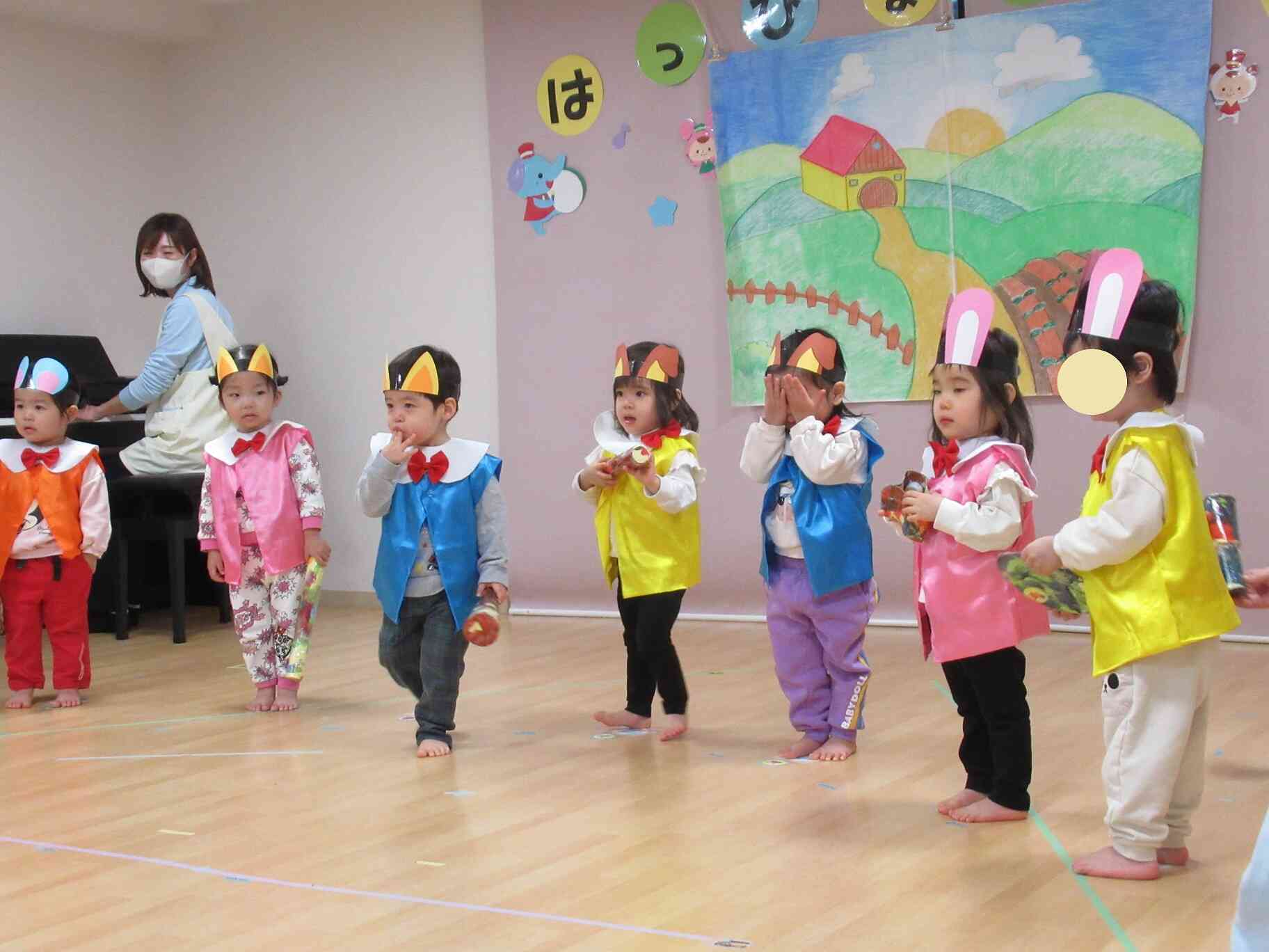 かわいい動物さんが音楽会をひらきました（あひる組　1歳児クラス）