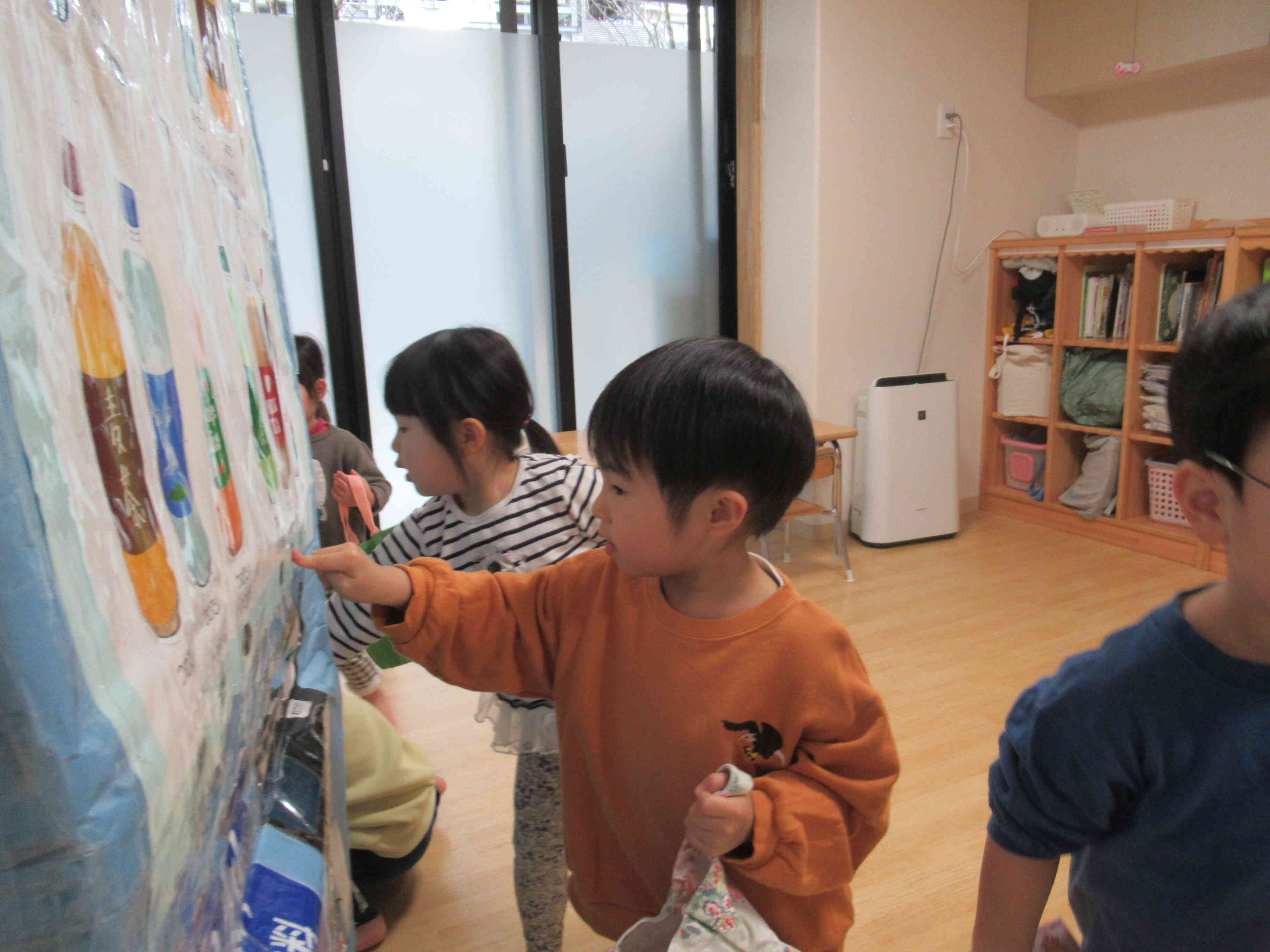 2月 うさぎ組の様子(2歳児クラス)