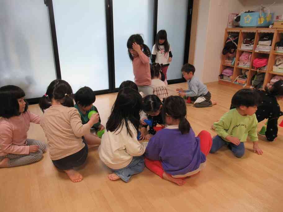 4月　ぱんだ・きりん組の様子（４，５歳児クラス）