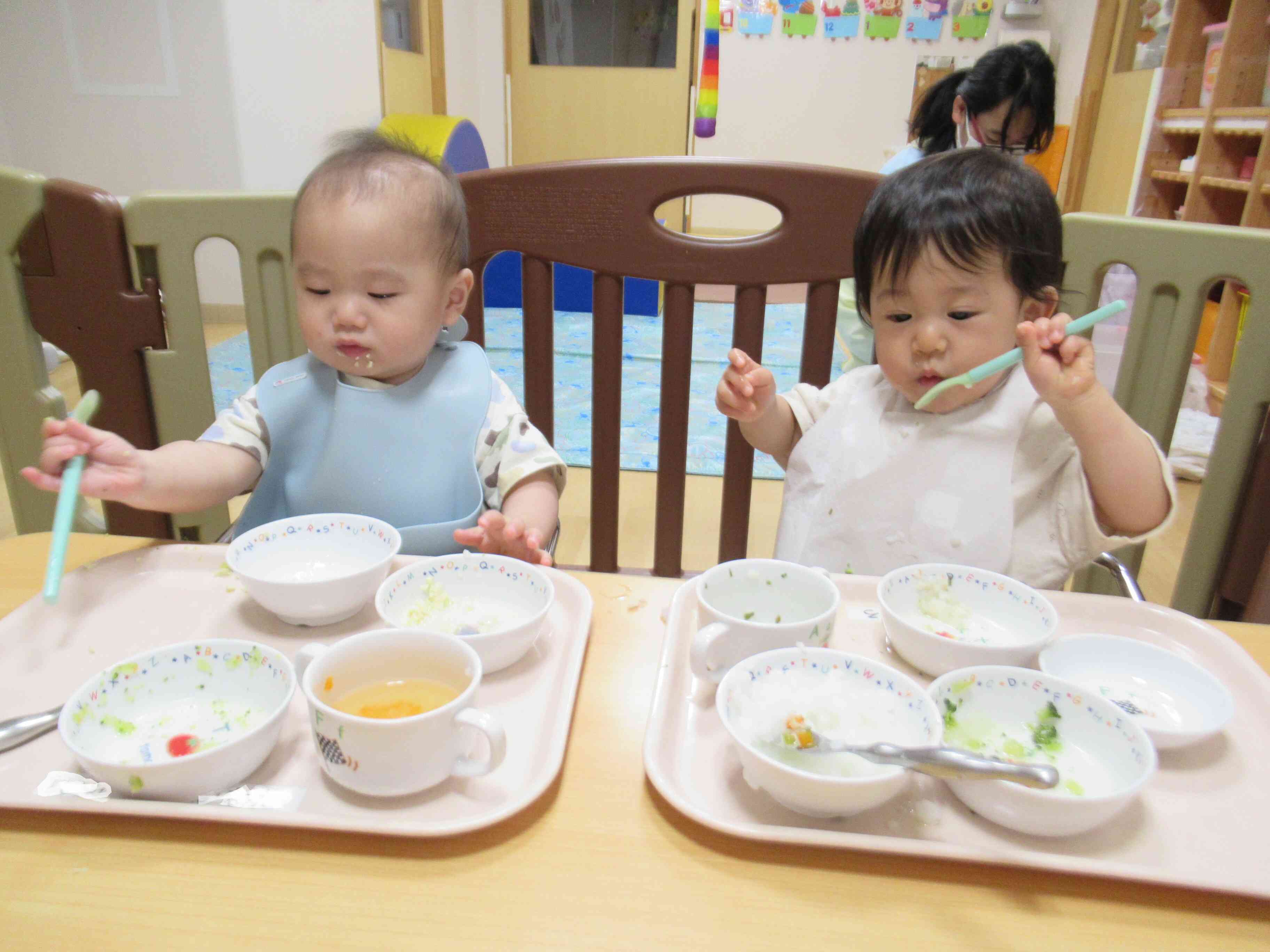 『自分で食べるのおいいしいね☆』
