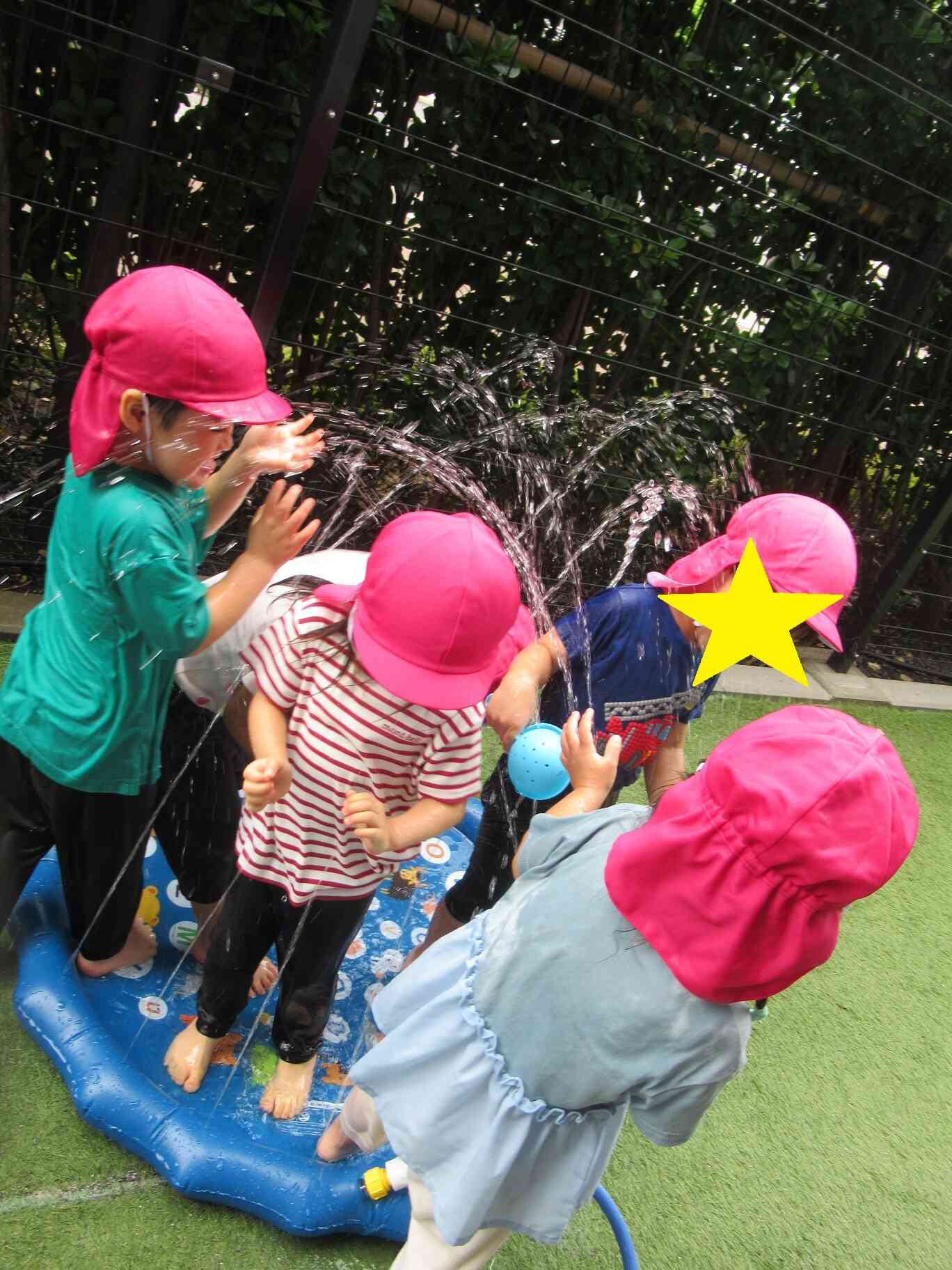 噴水の水が冷たくて気持ちいい！