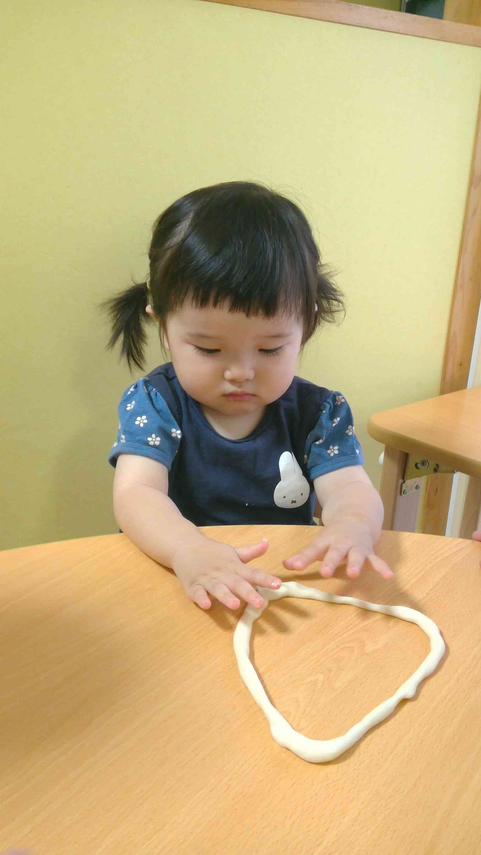 こねて伸ばして