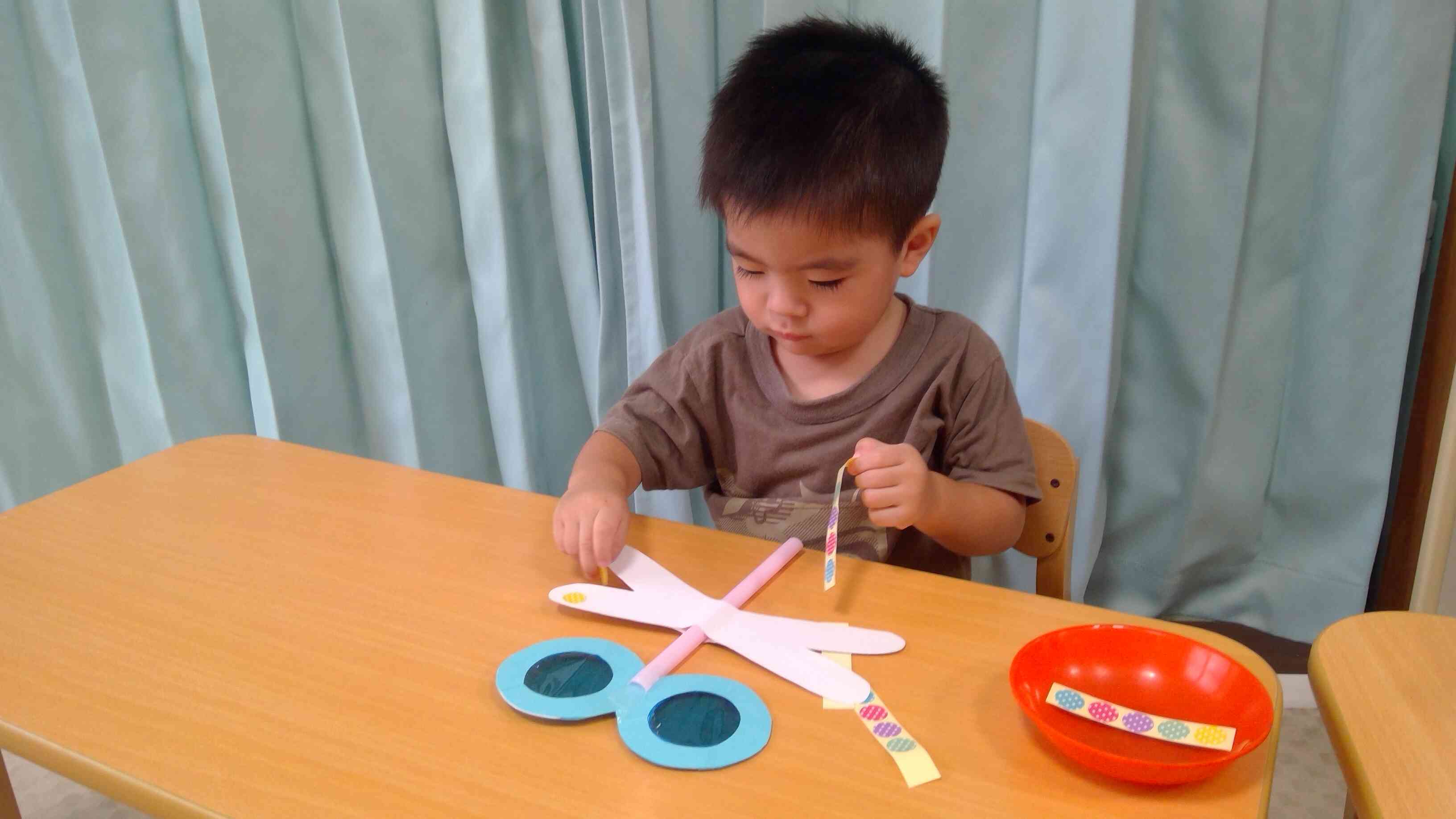 とんぼのめがね