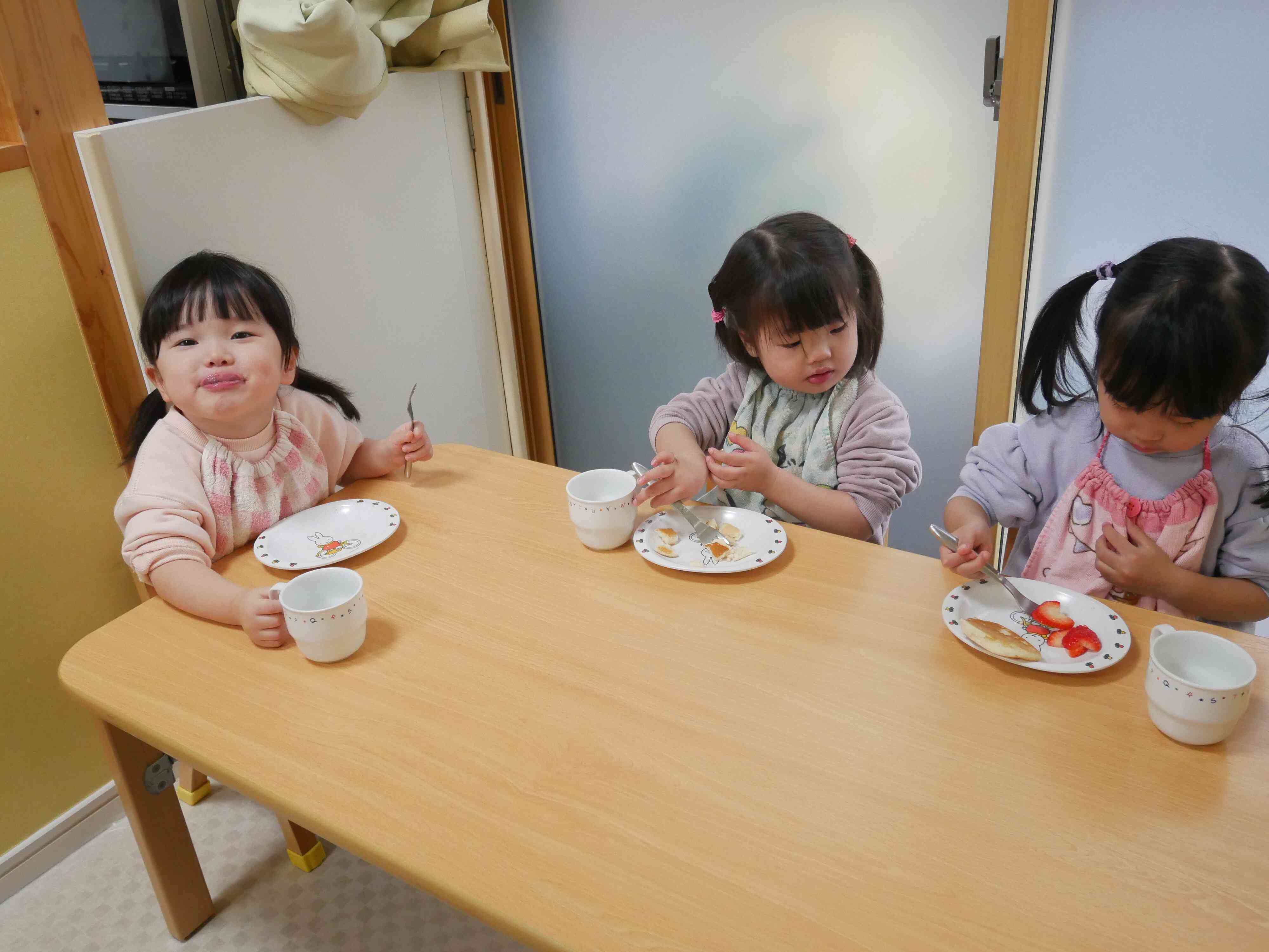 イチゴが甘くておいしい～♪