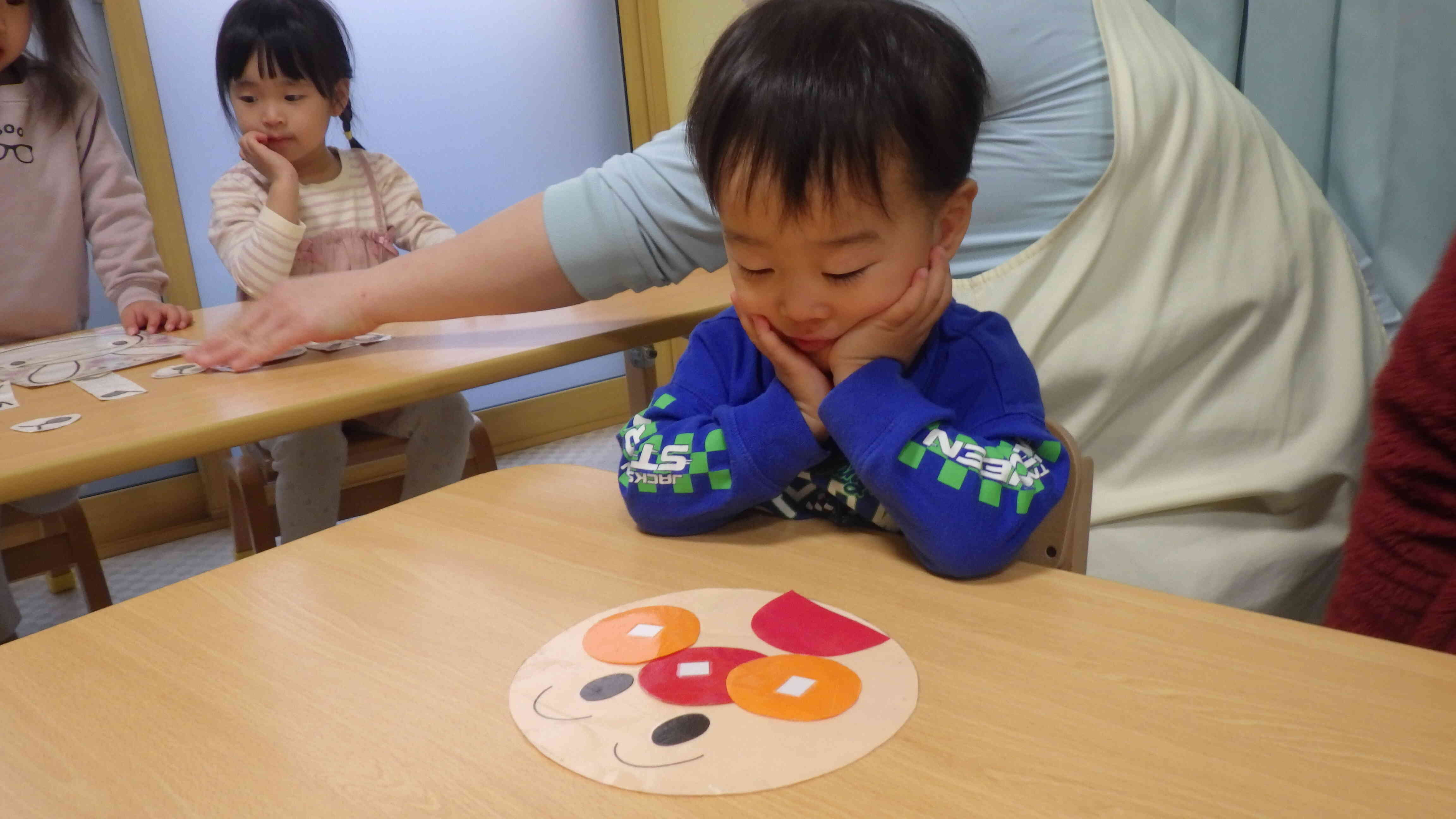 お正月遊び（福笑い）