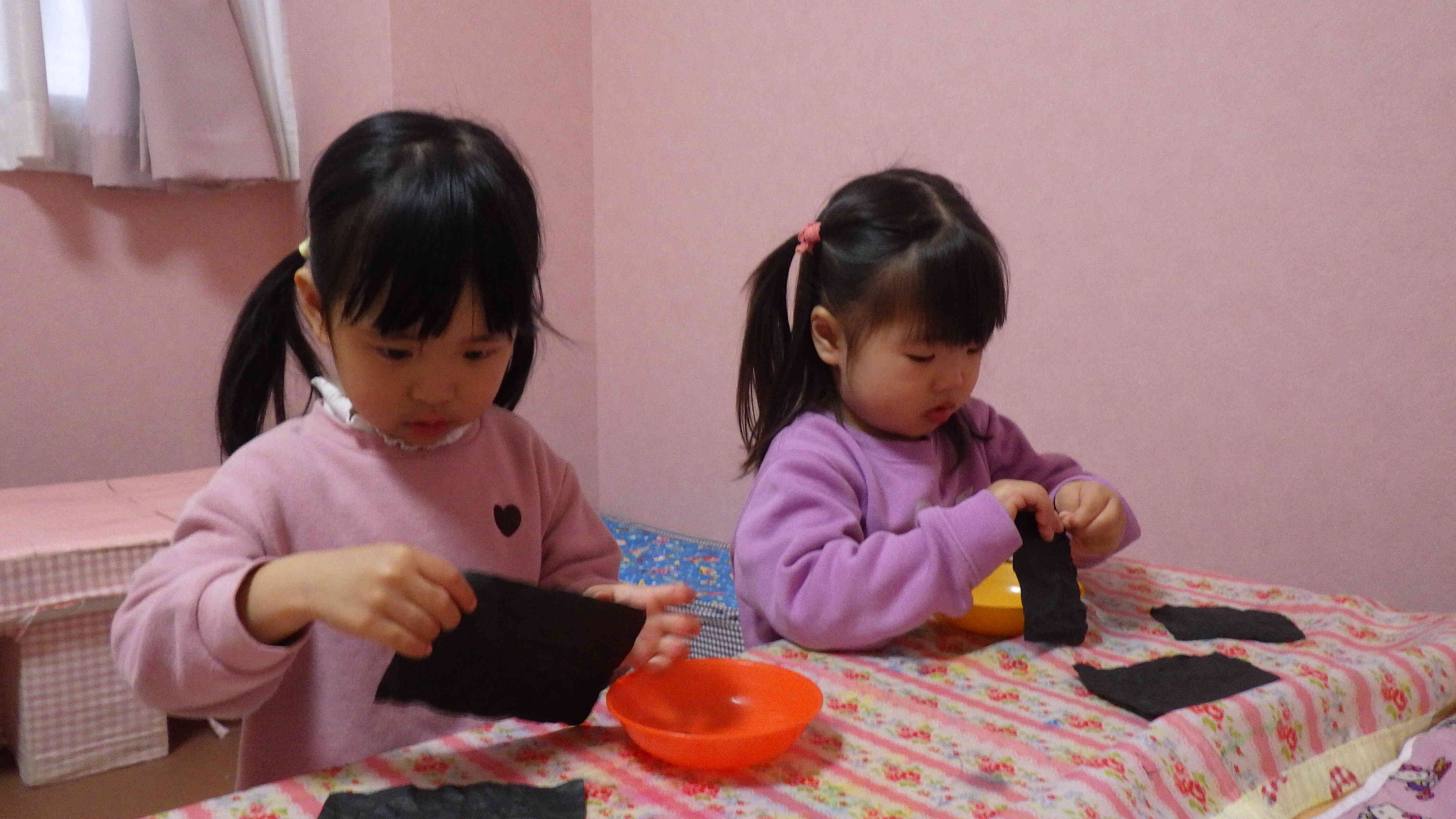 やぶって貼って