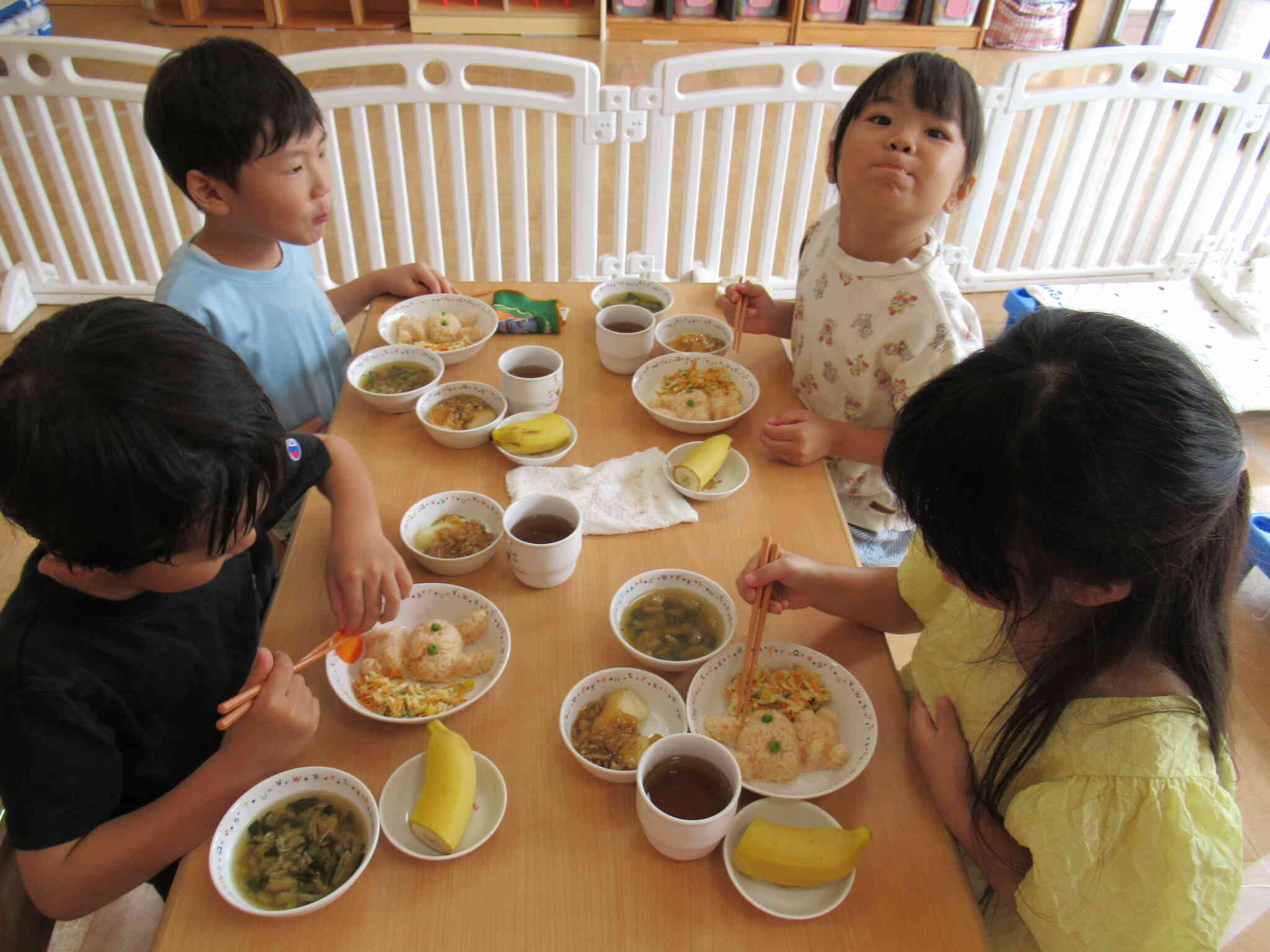 お月見給食｜日本製鉄株式会社 東日本製鉄所「かずさみどりのもり
