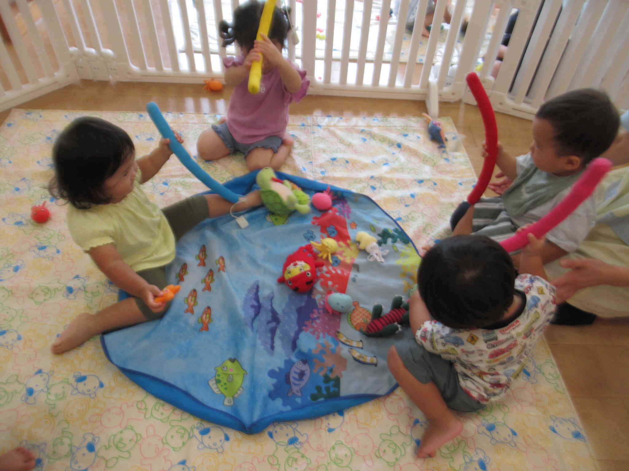おさかなつり　たんぽぽ１組(１歳児)
