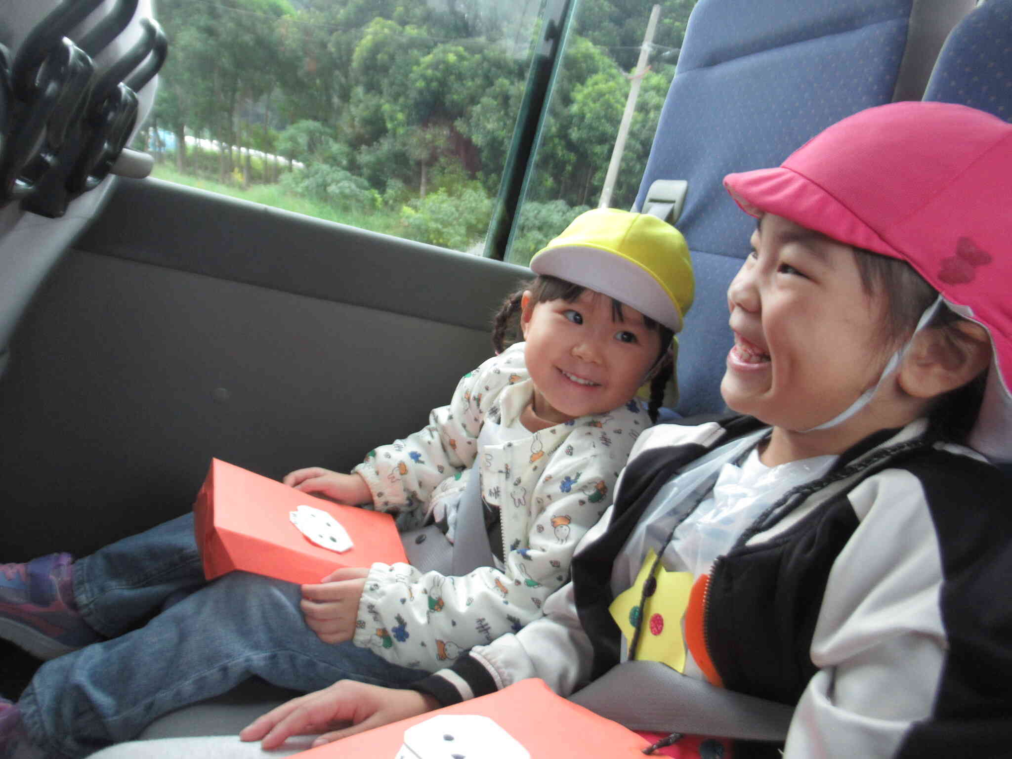 ハロウィン　工場見学　さくら組（３・４・５歳児）