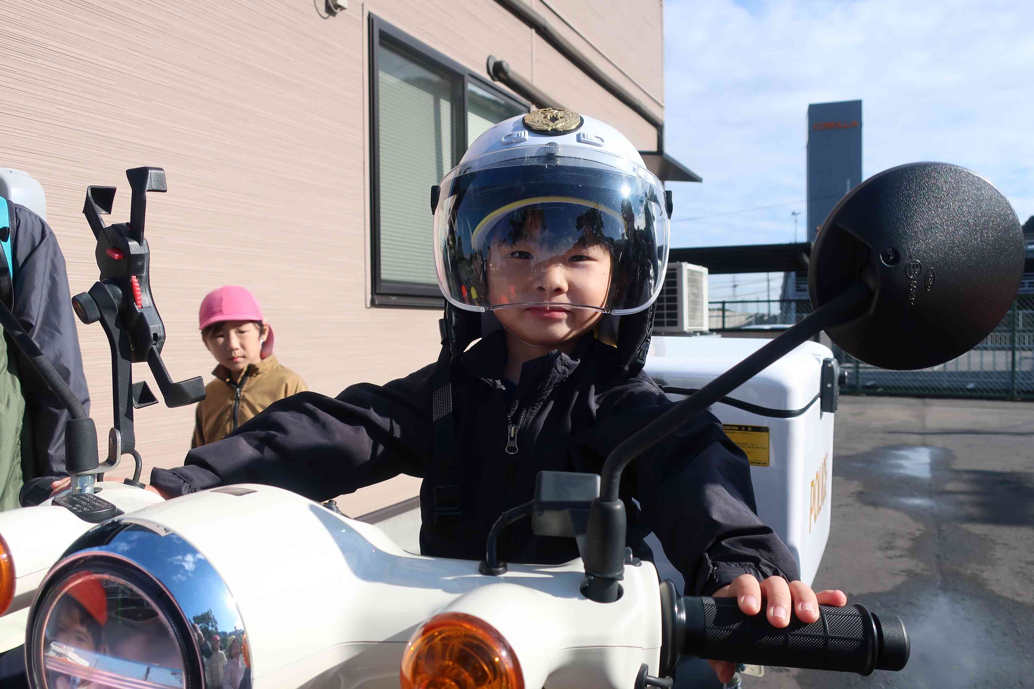 パトロールバイクに乗ったよ☆