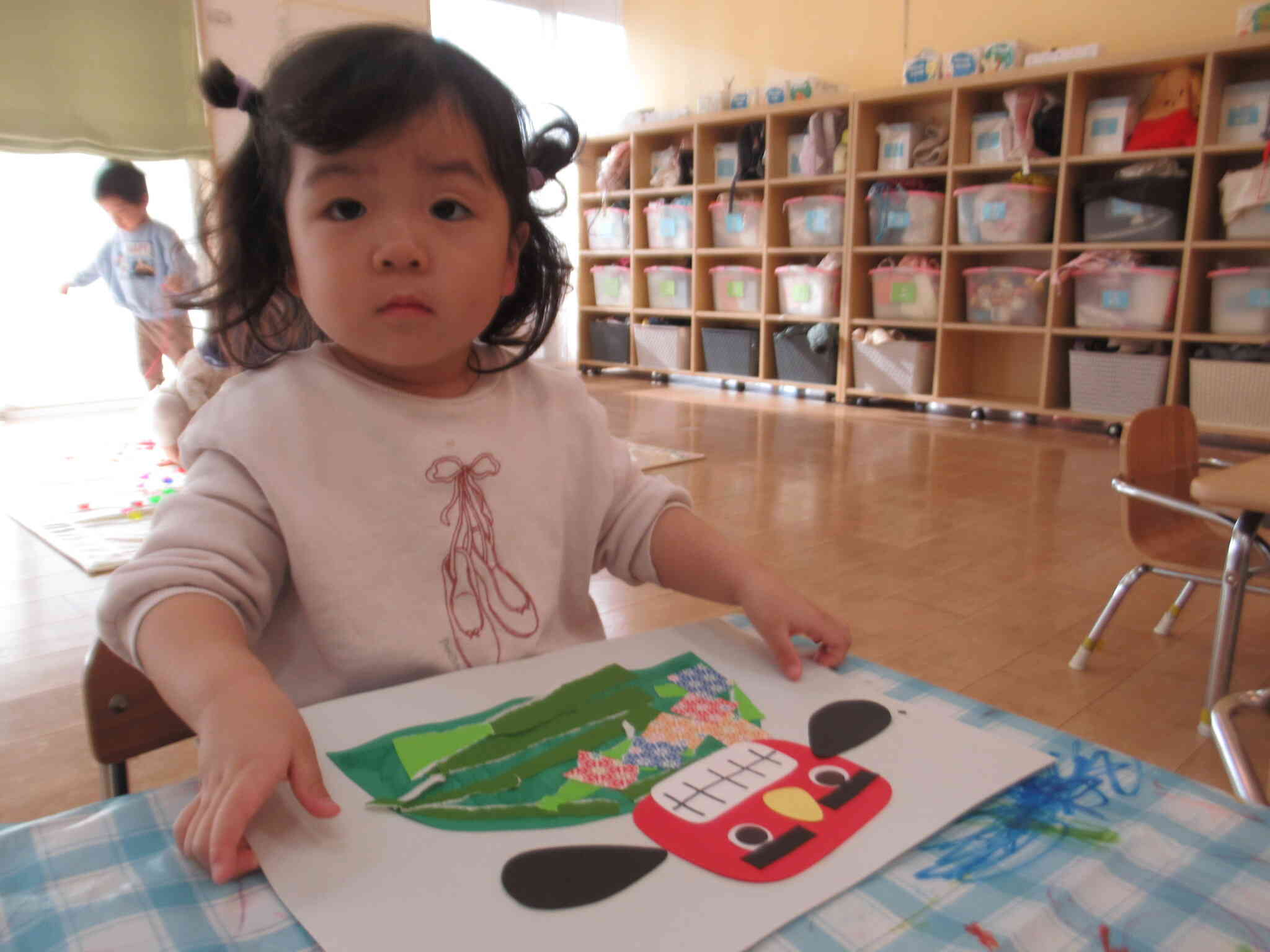 ししまい製作☆ たんぽぽ1組(1歳児)｜日本製鉄株式会社 東日本製鉄所