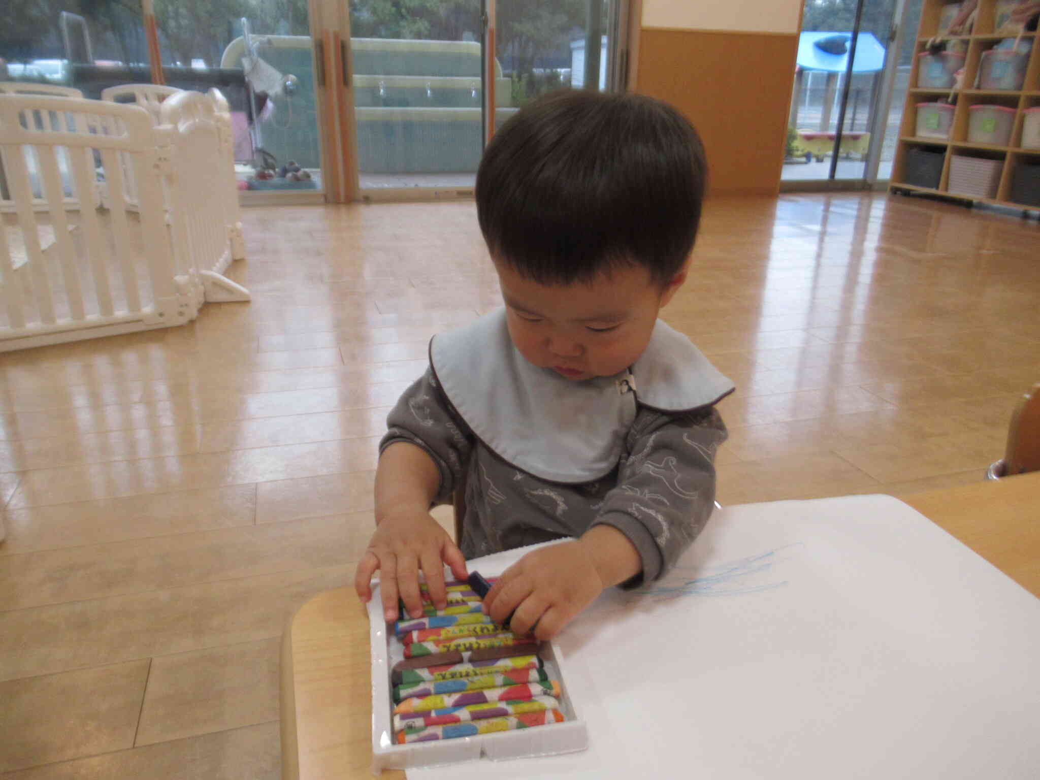 何を描こうかな～