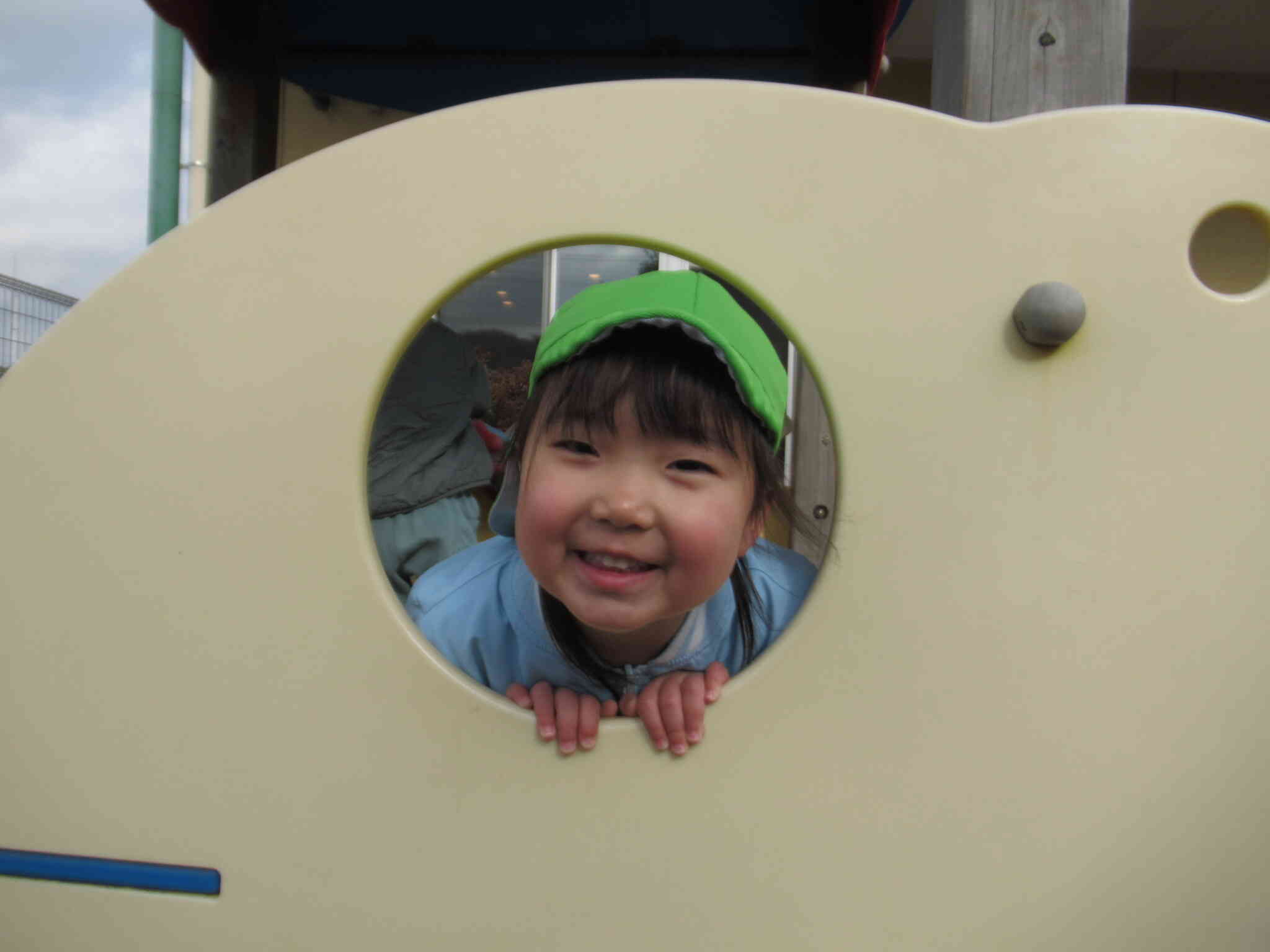 仲良したんぽぽ2組のお友達（2歳児）｜日本製鉄株式会社 東日本製鉄所