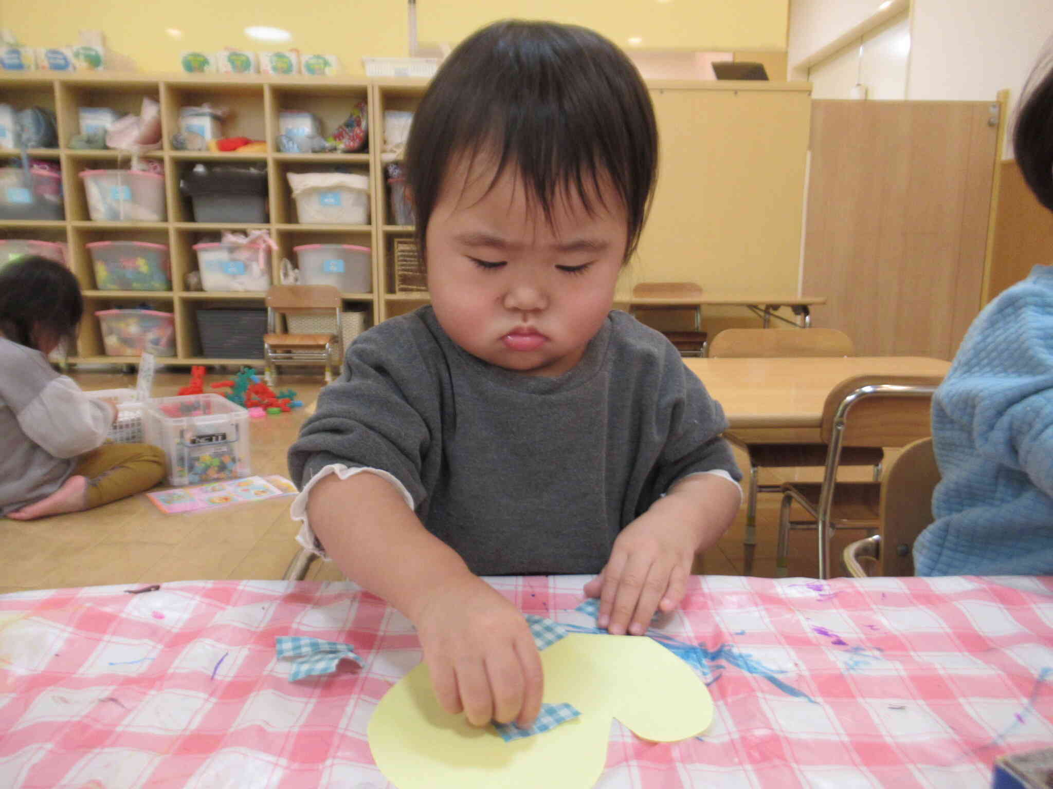 のりでペタッ！