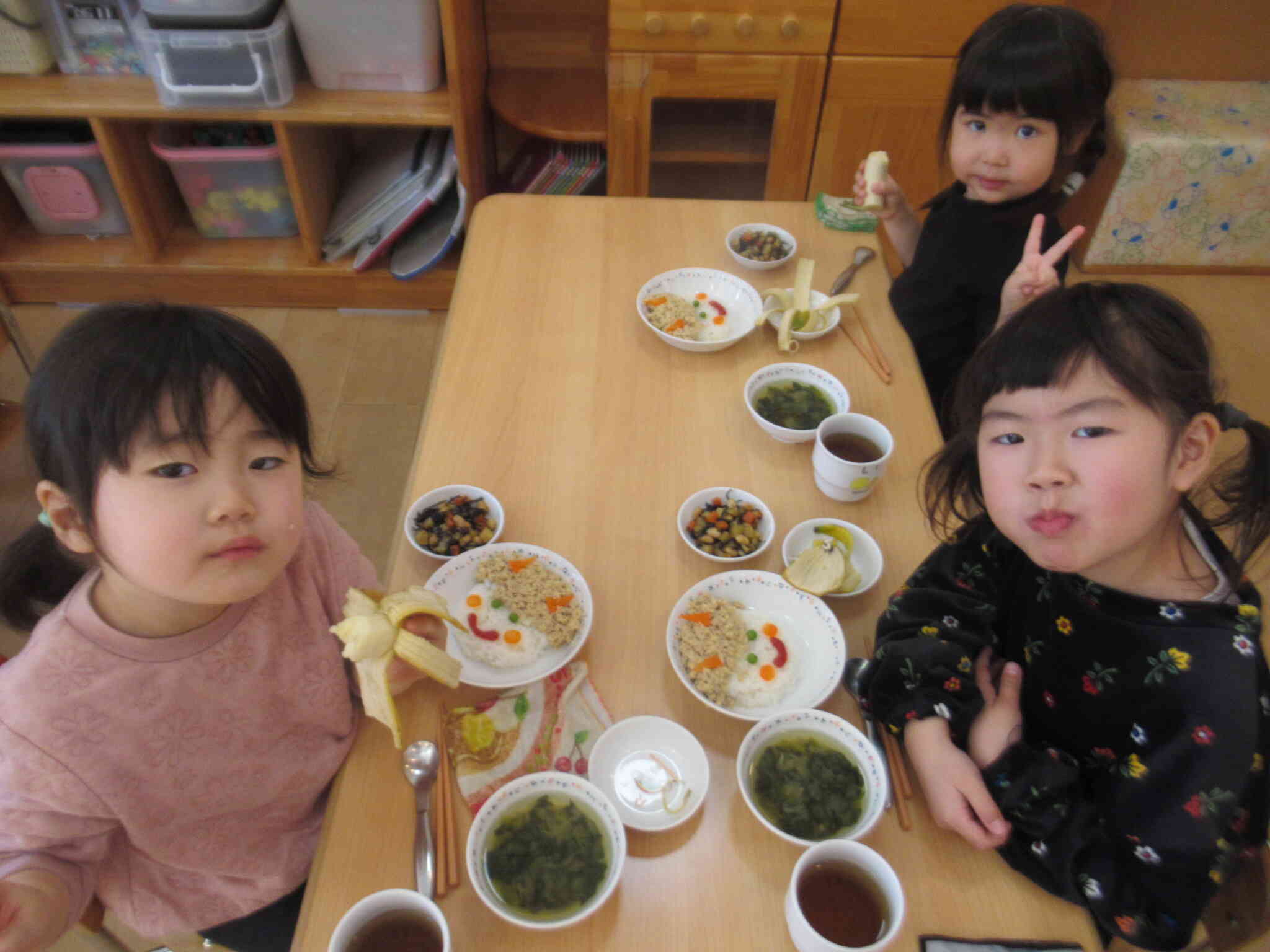 節分献立です。鬼のご飯を食べて鬼退治‼　さくら組（３歳児）