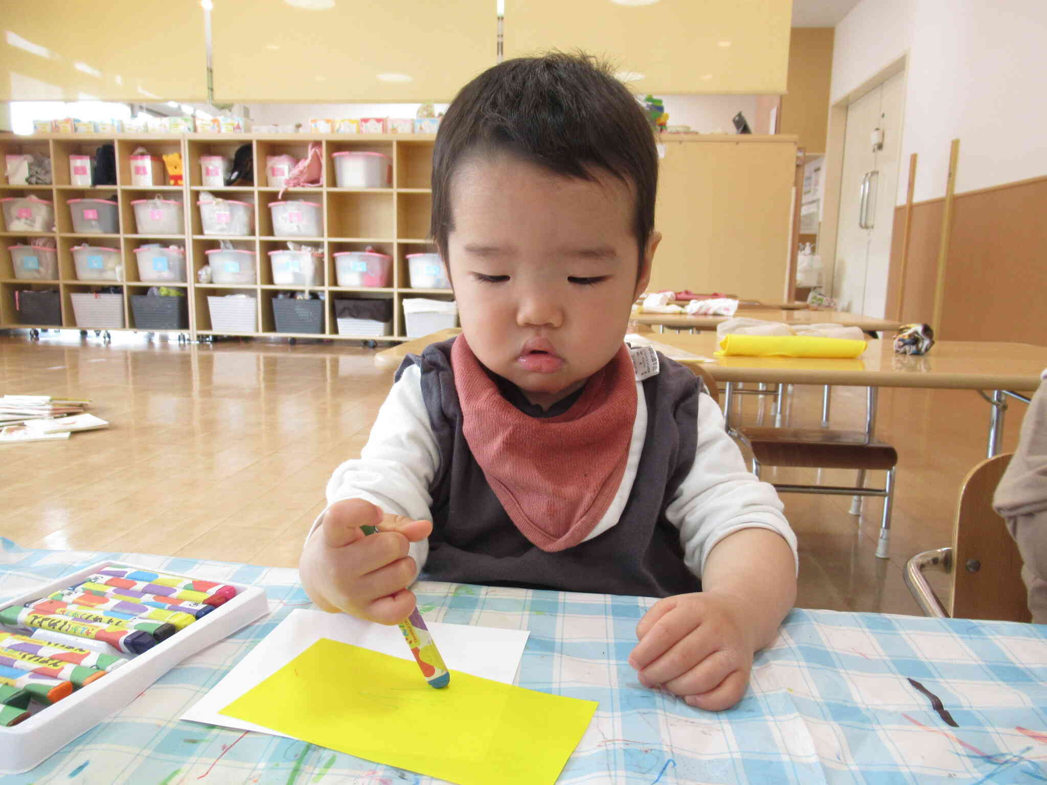 クレヨンで書き書き‼何ができるかな？