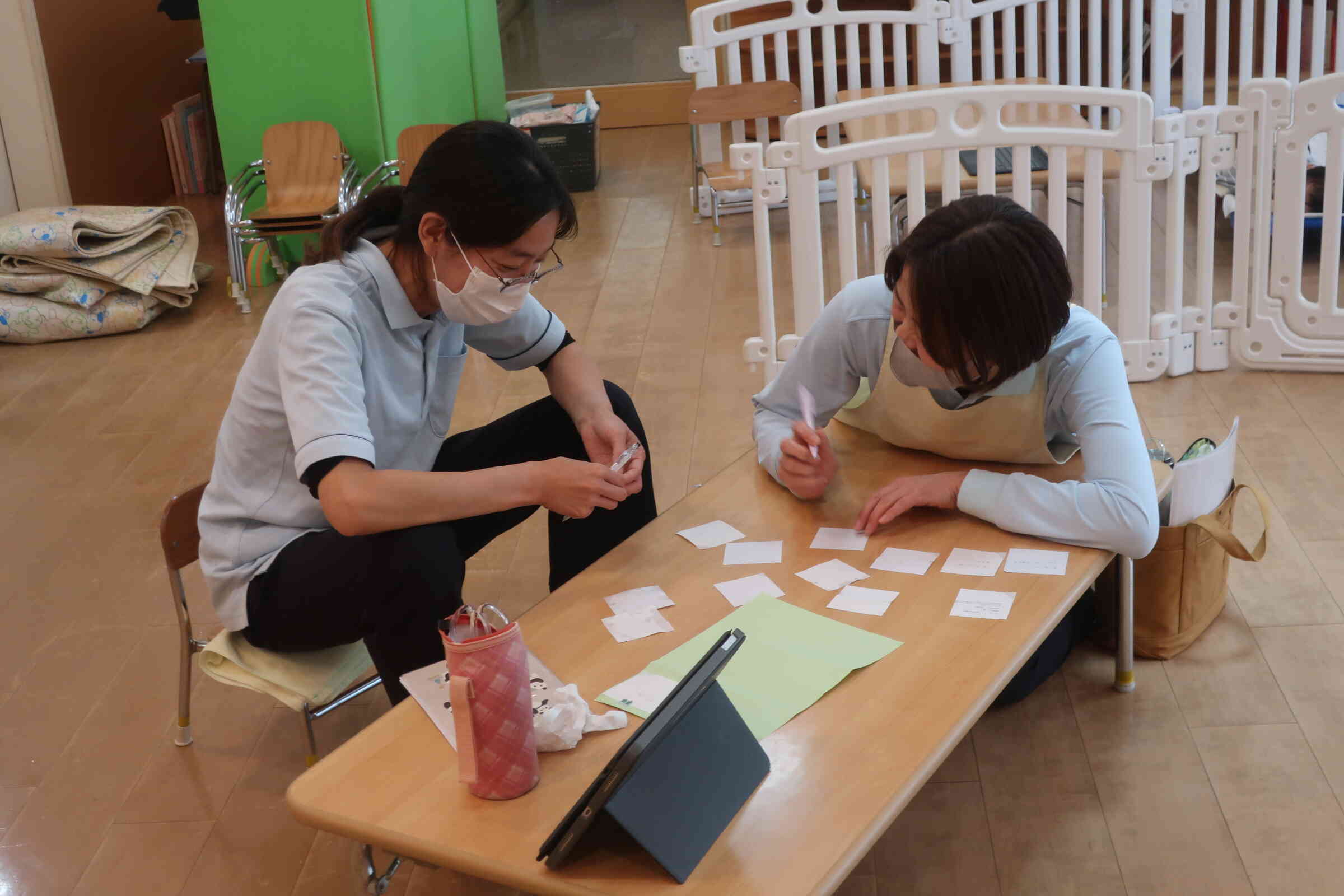 園内研修（共通点探し＆本気で作ろう‼）