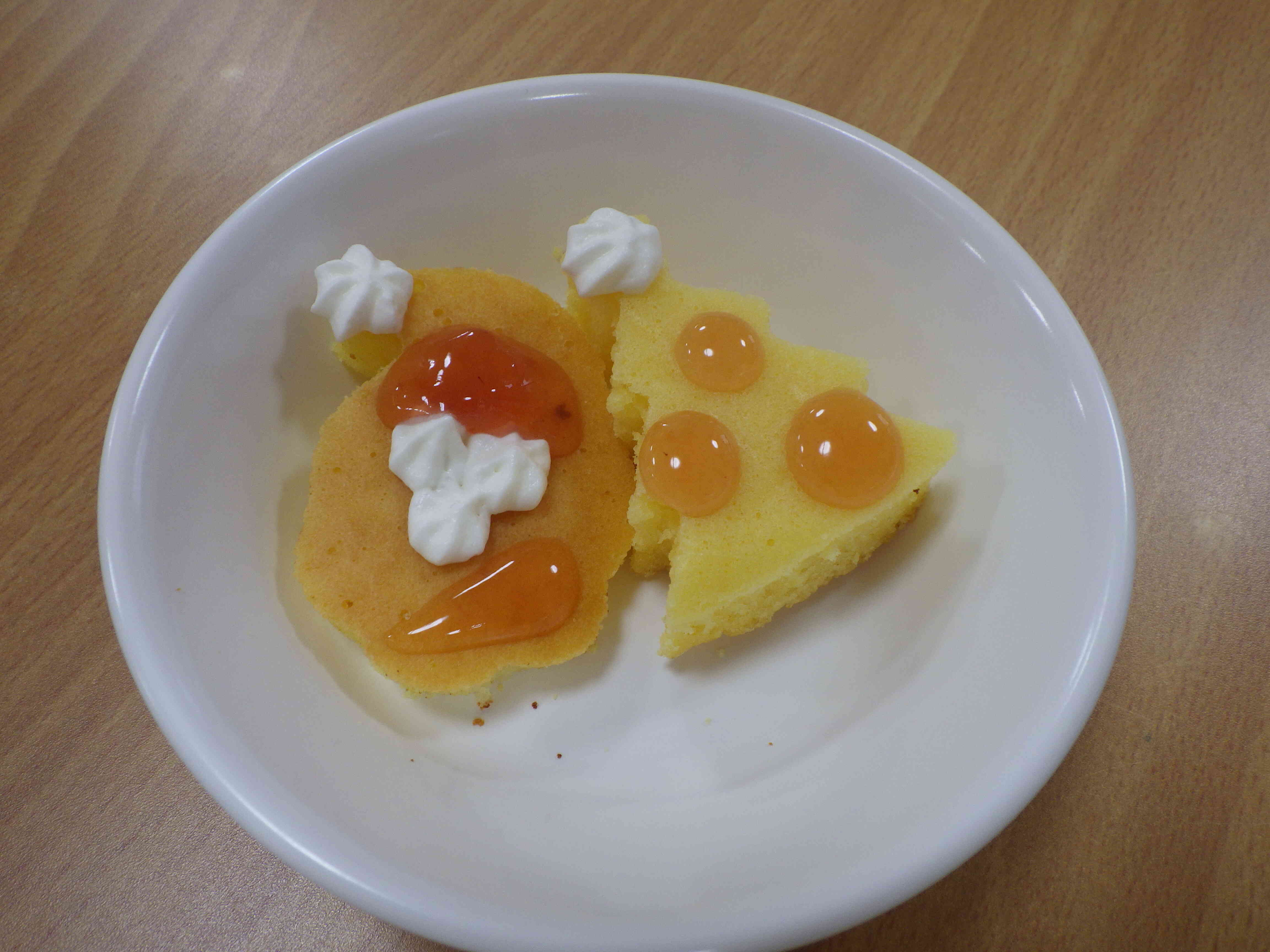 おやつはパンケーキ♪