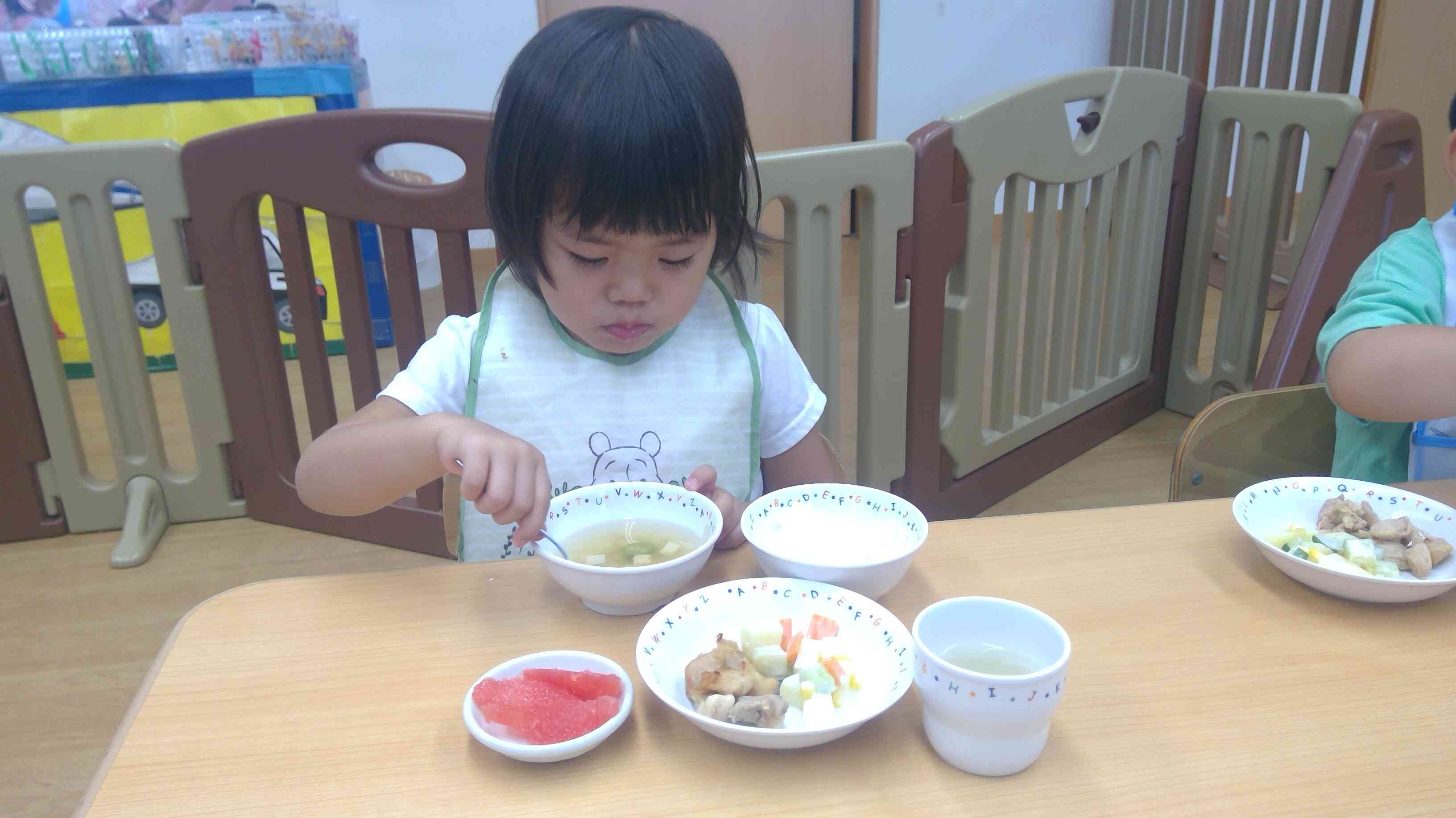 すまし汁から食べてまーす