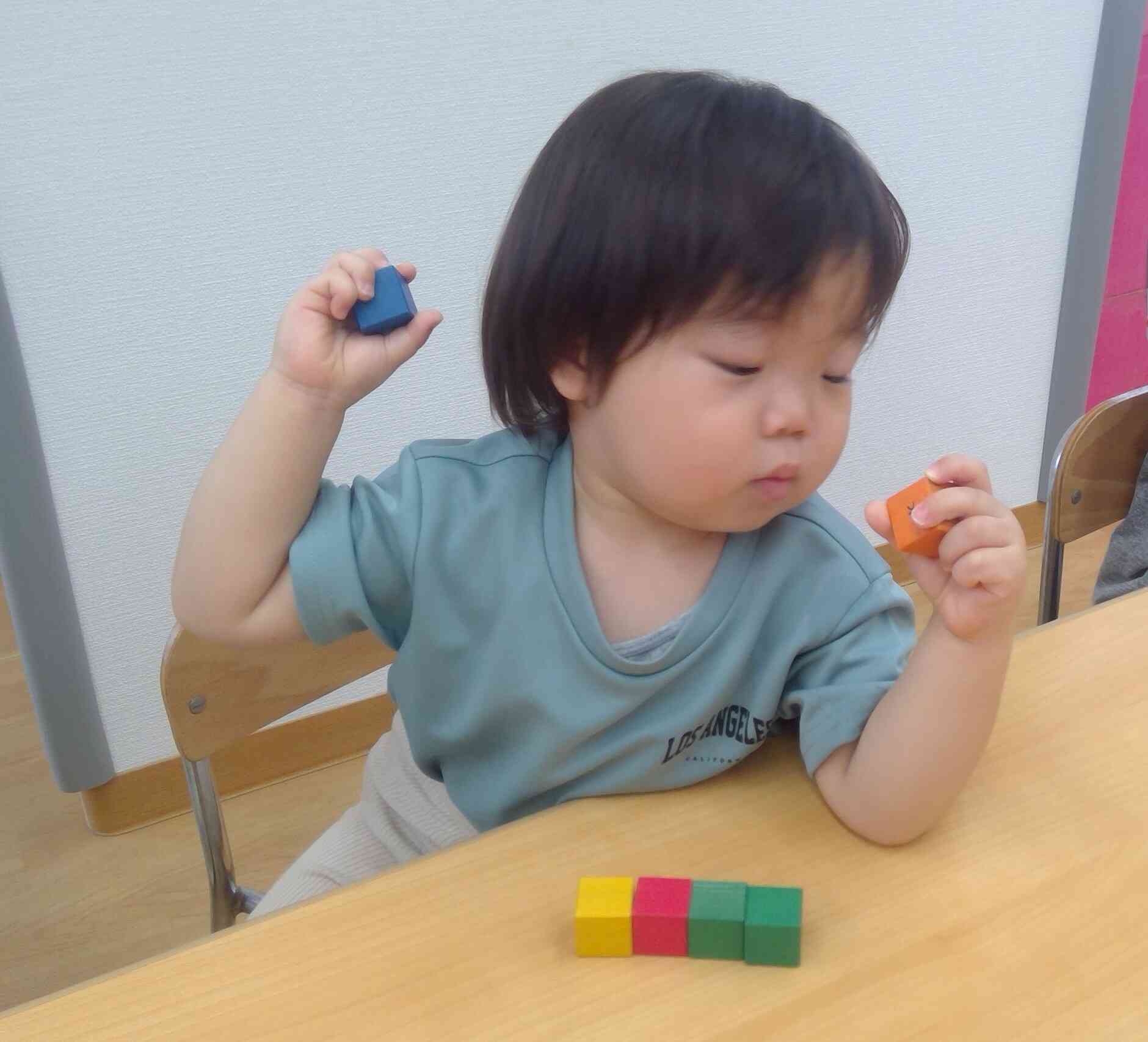 これは…みかんの色だ！