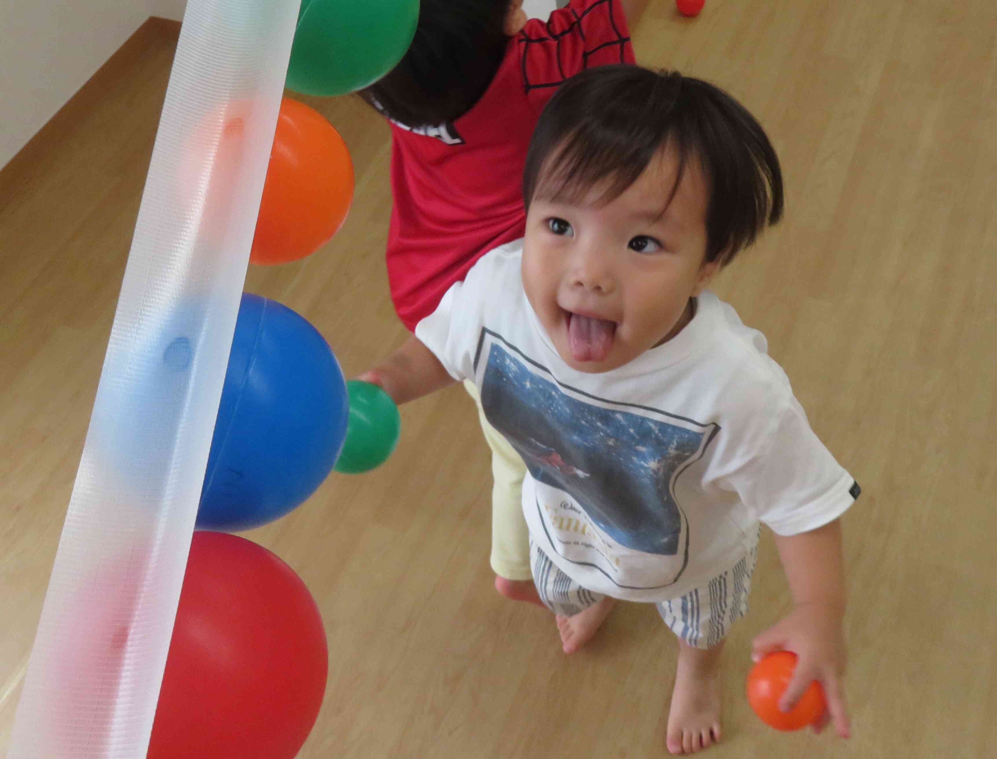 カラーボール(1.2歳児)