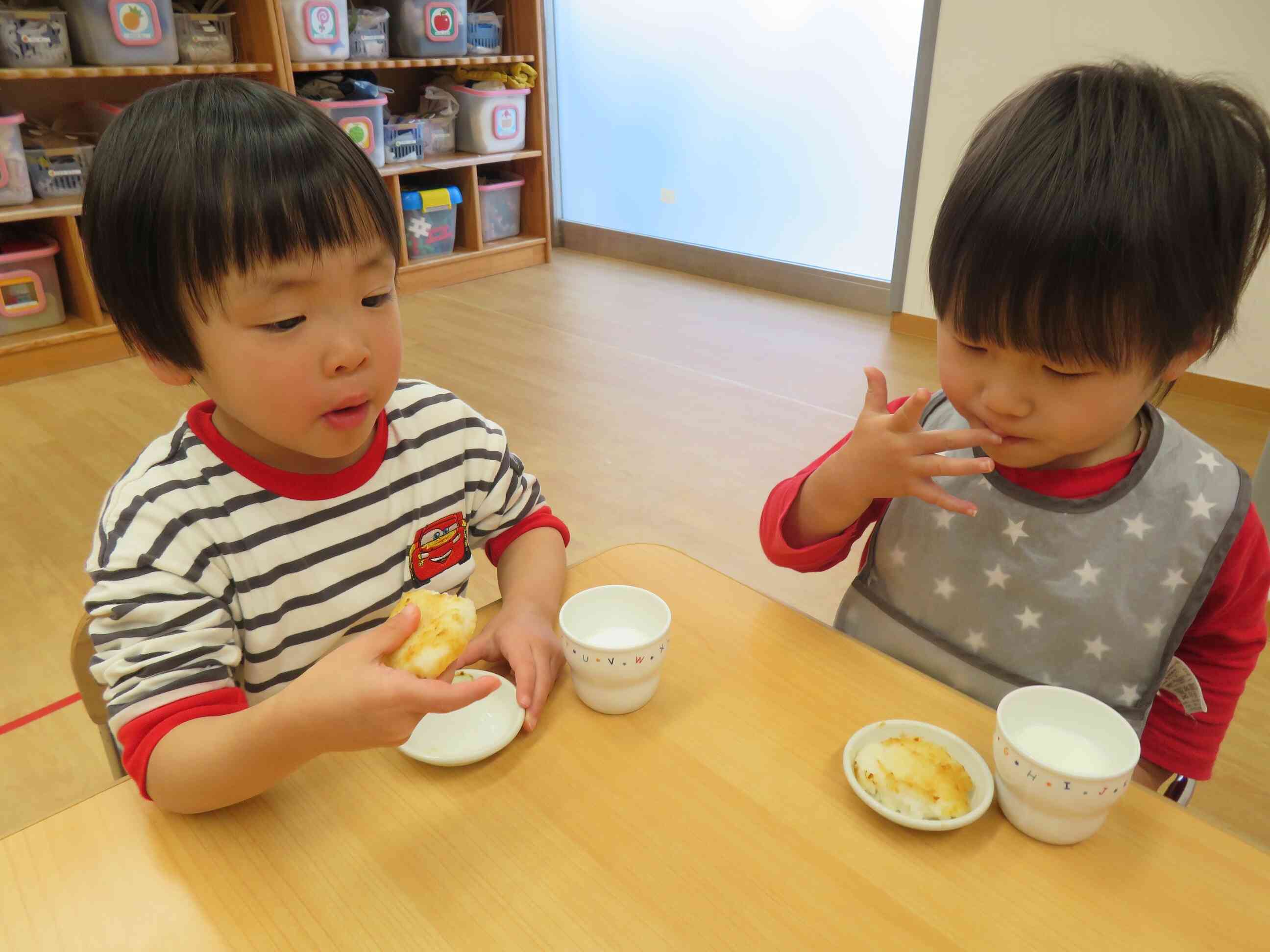 おやつは五平餅♡