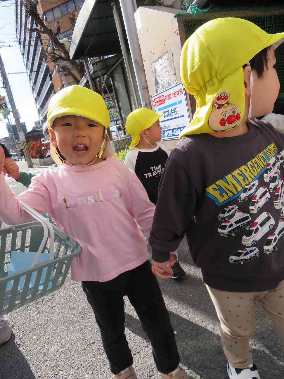 行きはルンルンと楽しくおしゃべり