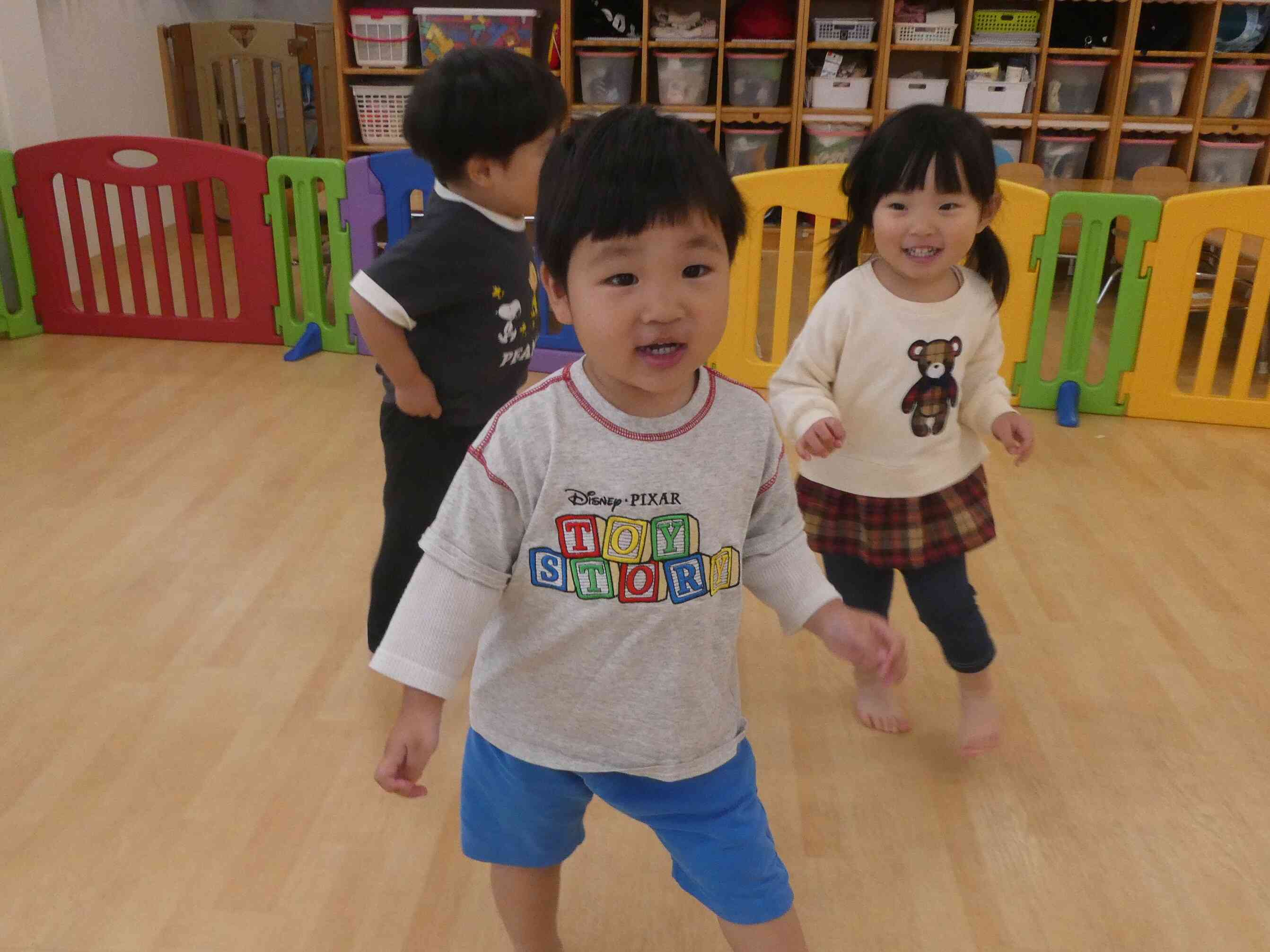ピアノが止まったら、ピタッと止まらないと☆