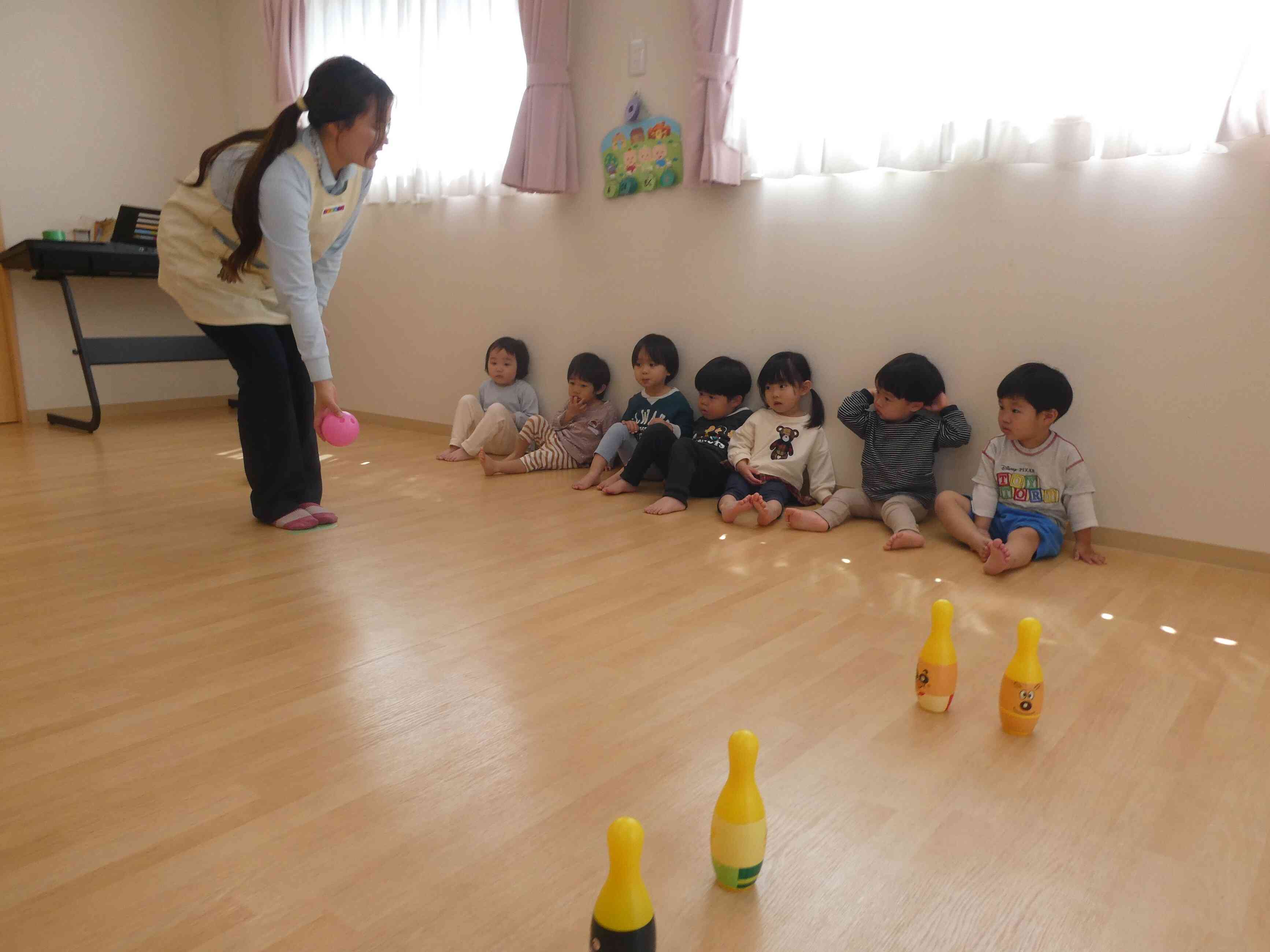 先生の話もしっかり聞いています！！