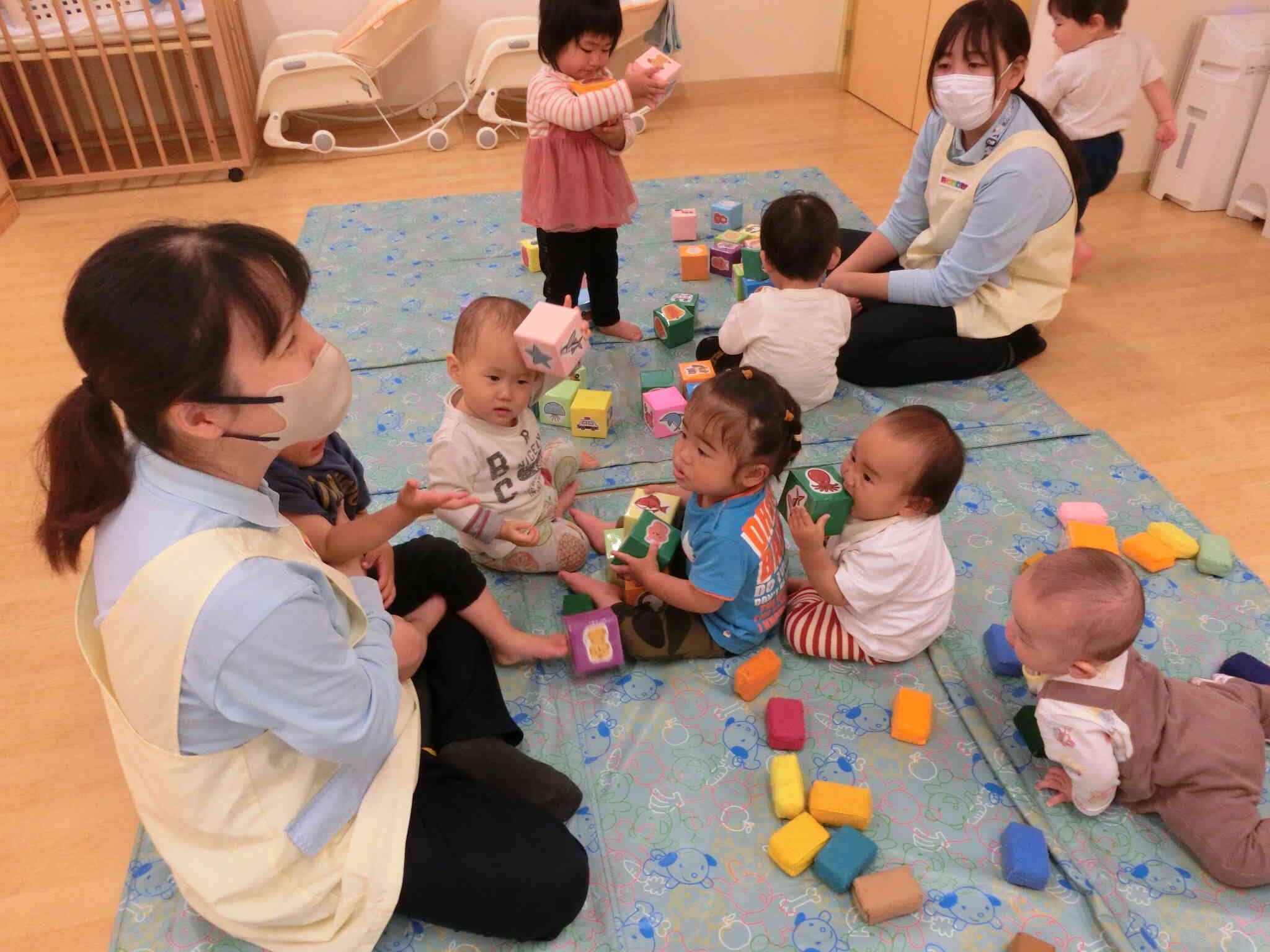 みんなで遊ぶと楽しいね♪