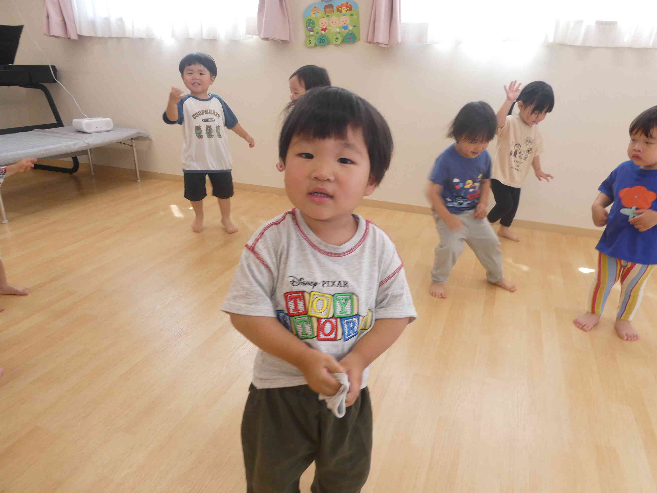 次は何のポーズかな？？