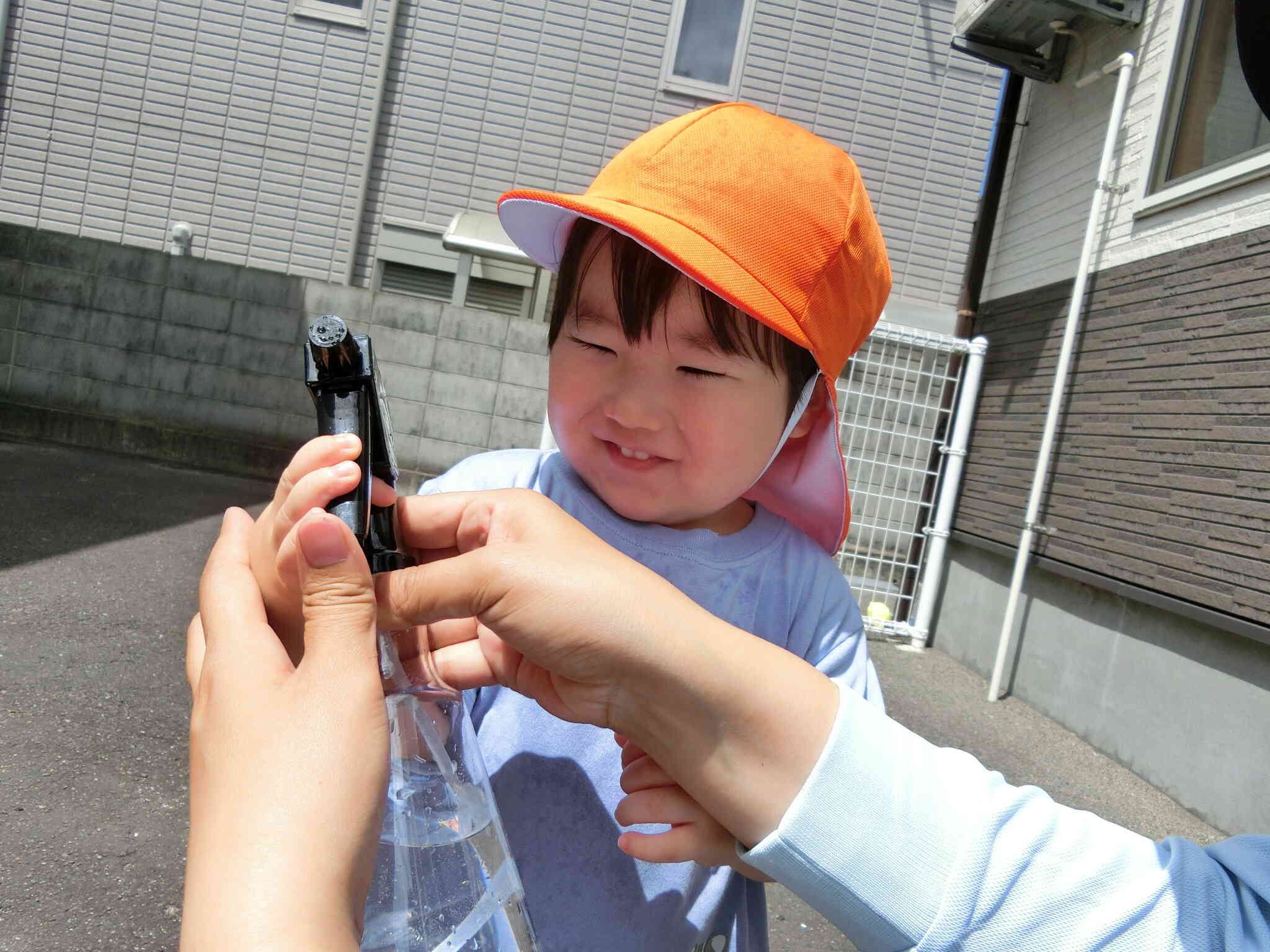お水いっくよ～！！
