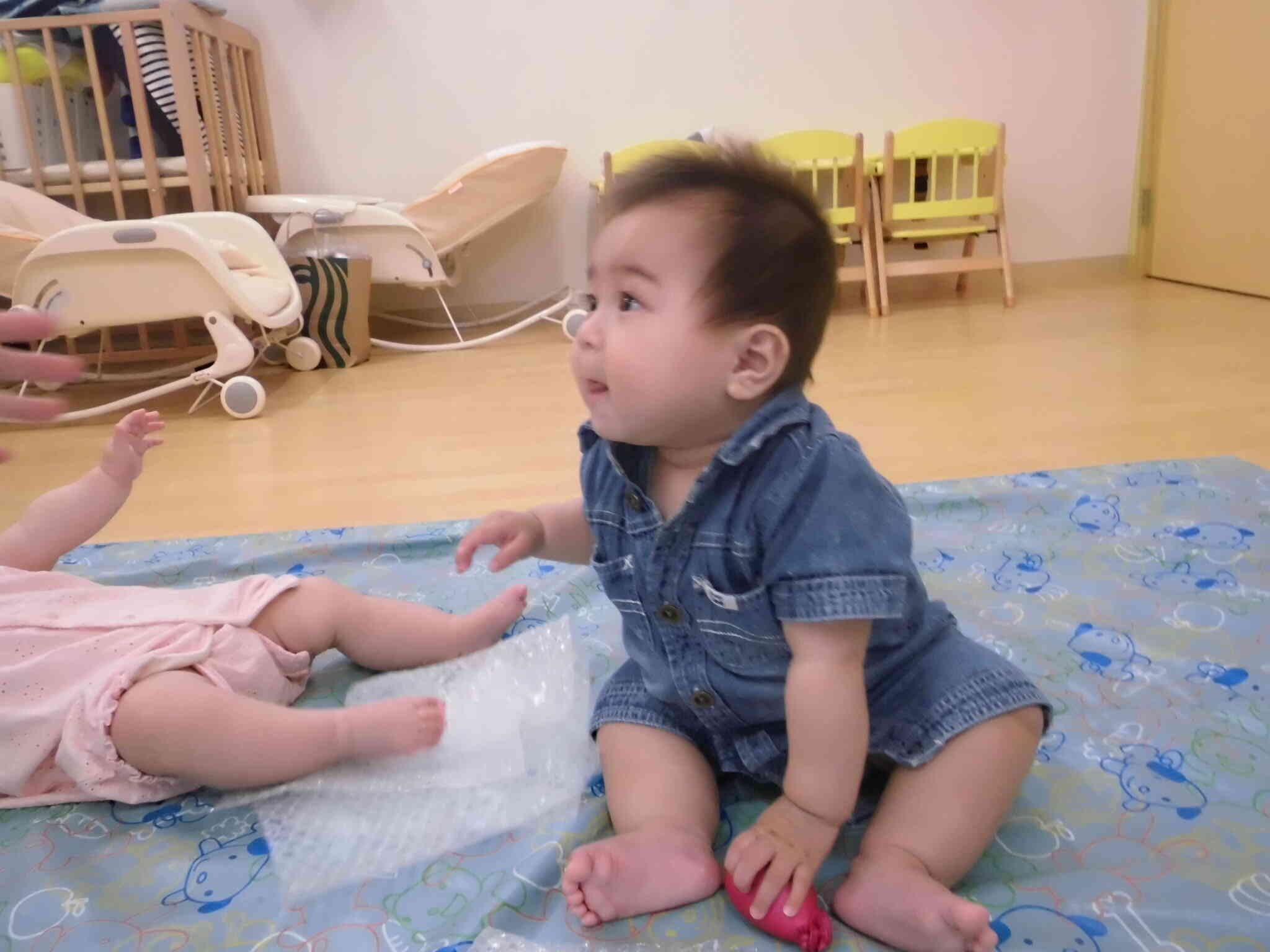 上手に座れるようになったよ☆