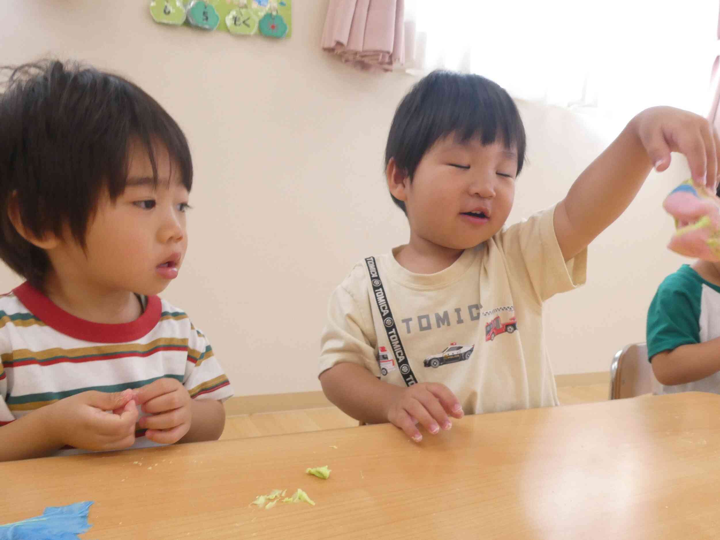 お友だちは何を作るの？？