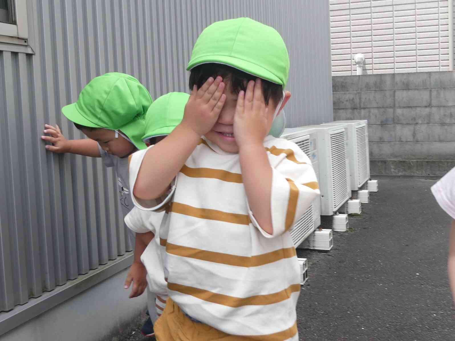 顔に掛かるー！！！