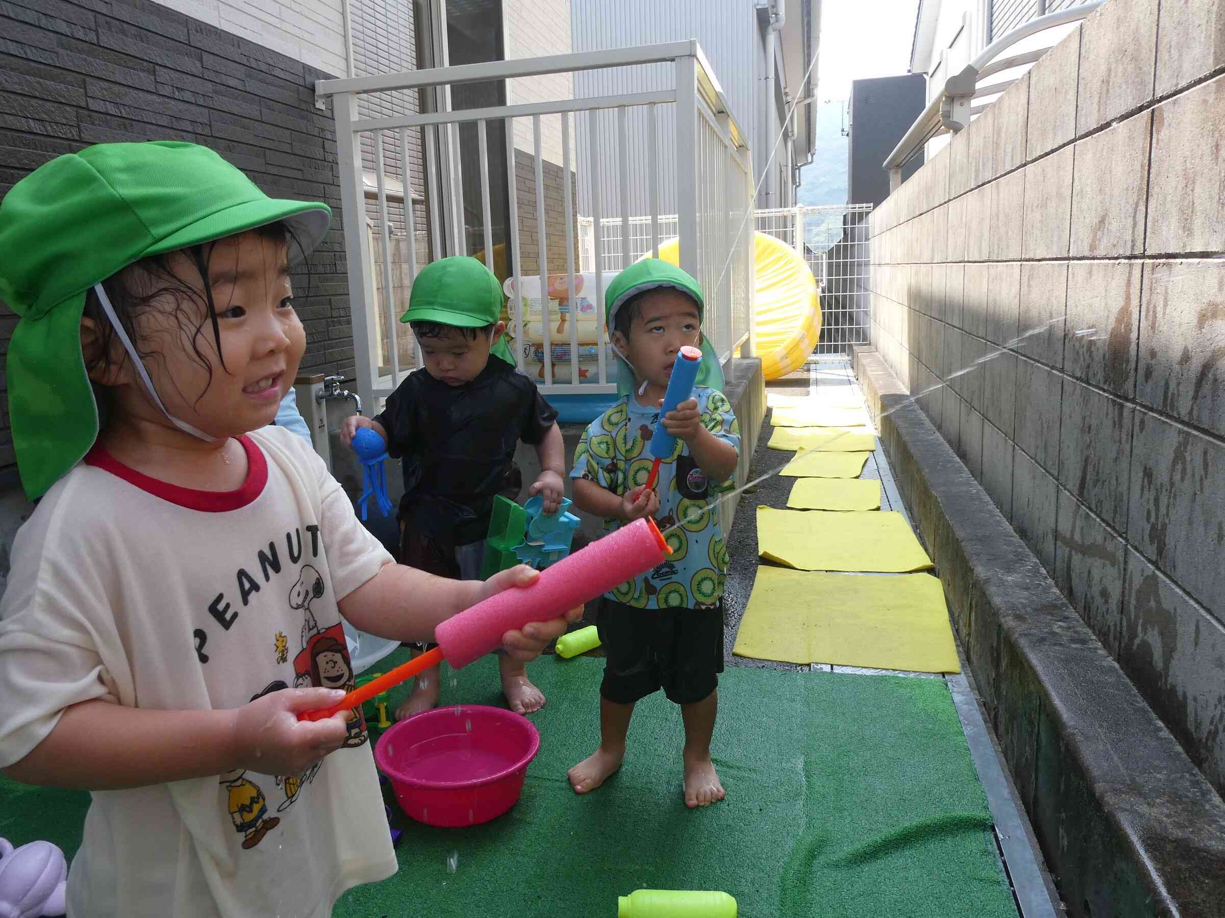 お水、発射ー！！