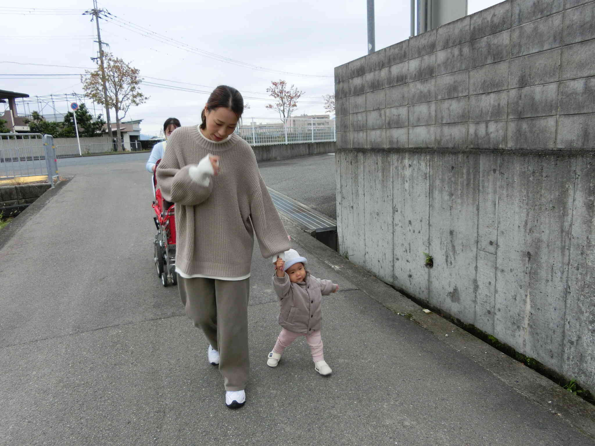 よいしょ、よいしょ～