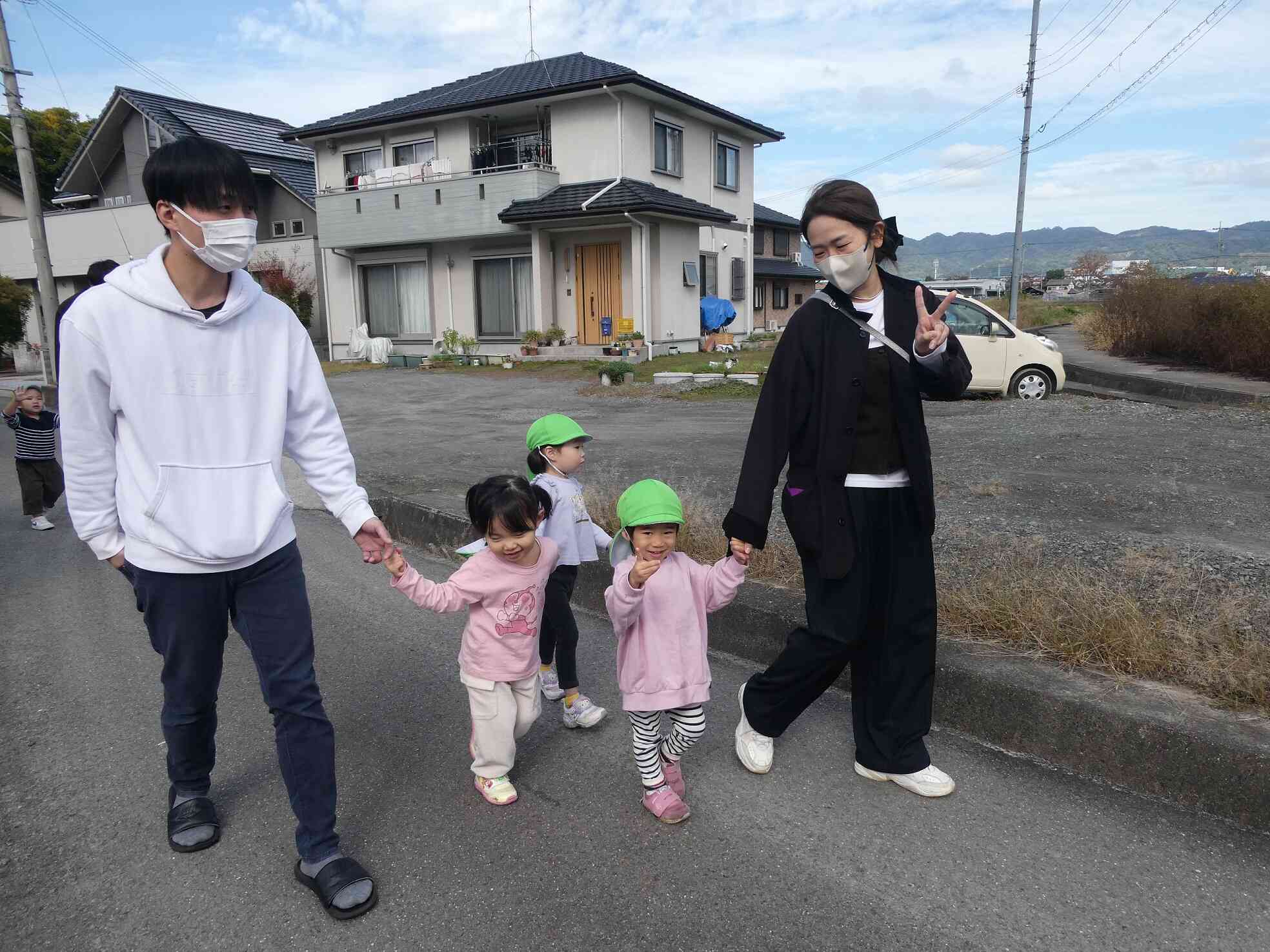 みんなで歩くと楽しいね☆